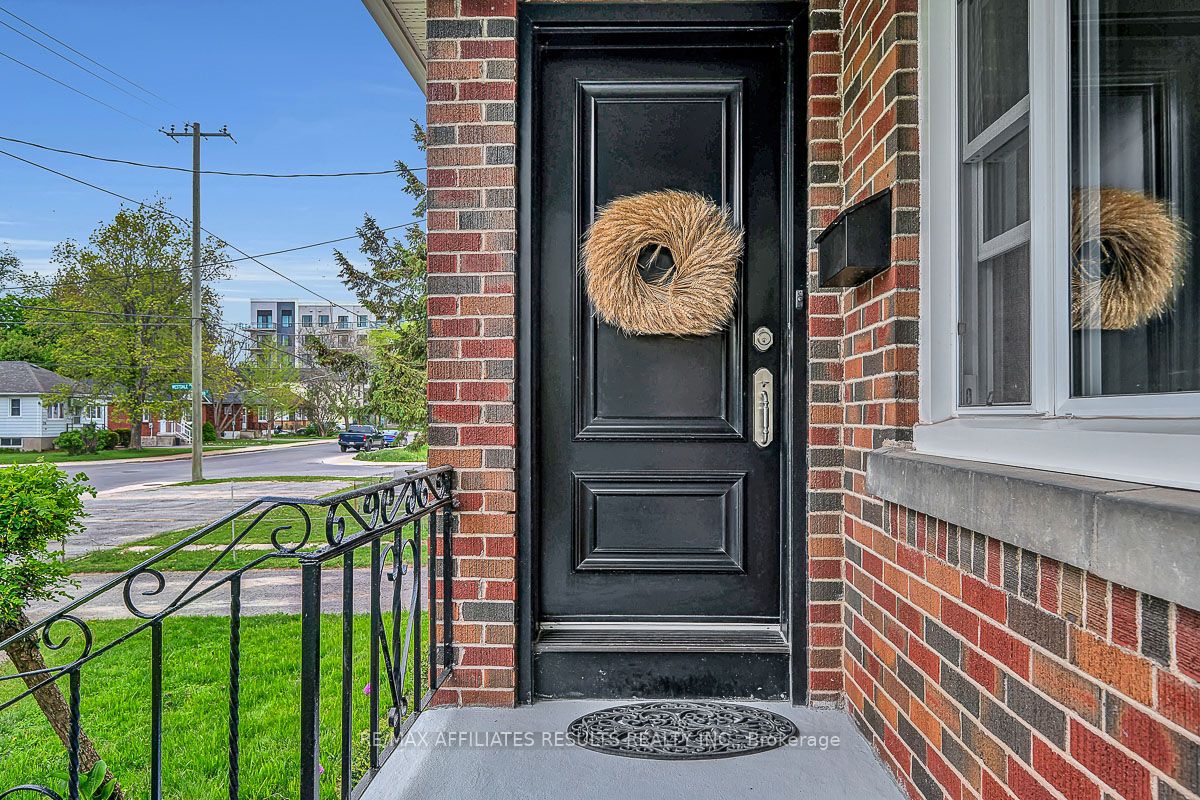 265 Park Street, Kingston, ON K7L 1K6 photo 3