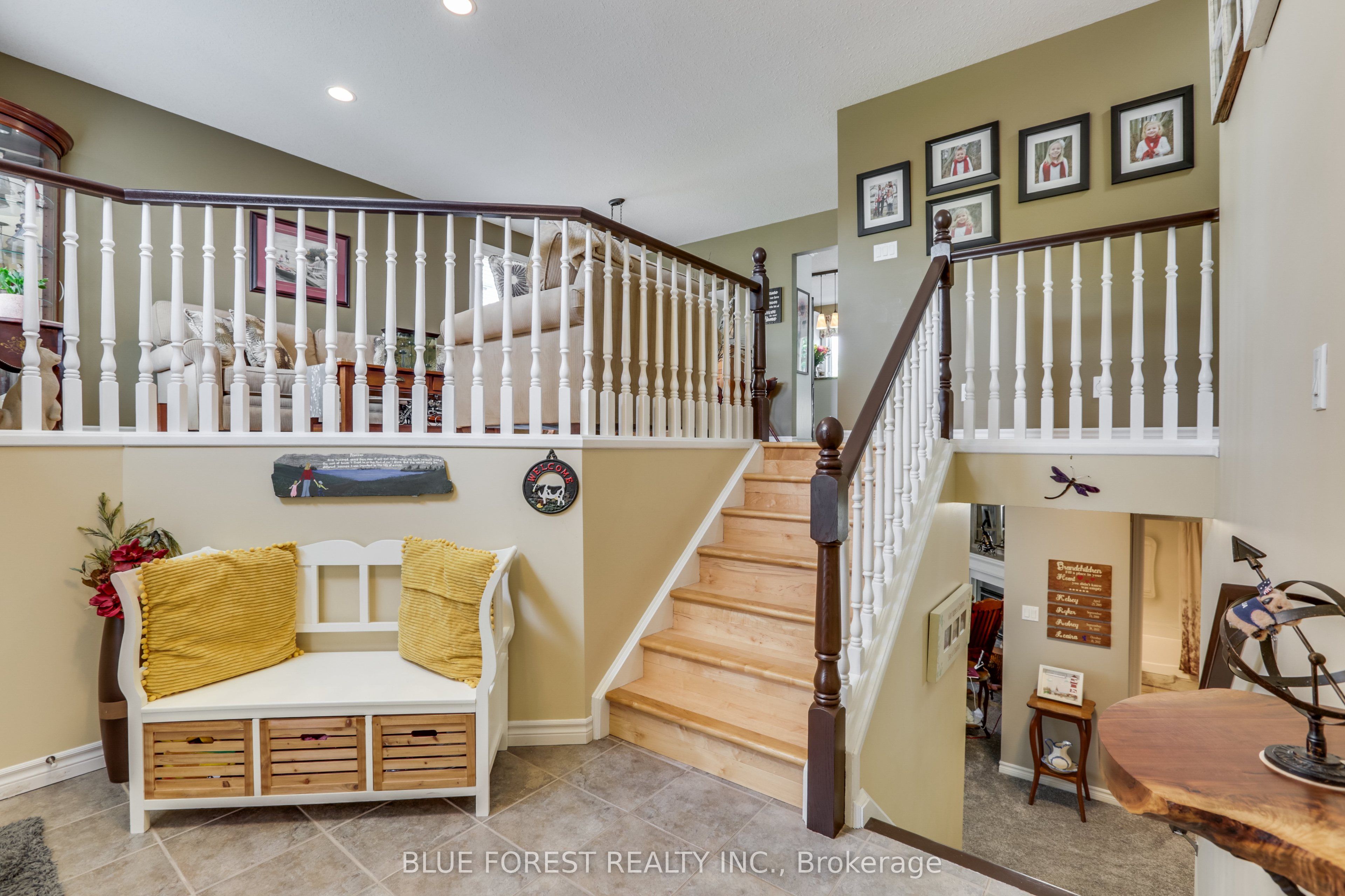 116 Woodvale Drive, Thames Centre, ON N0L 1G3 photo 3