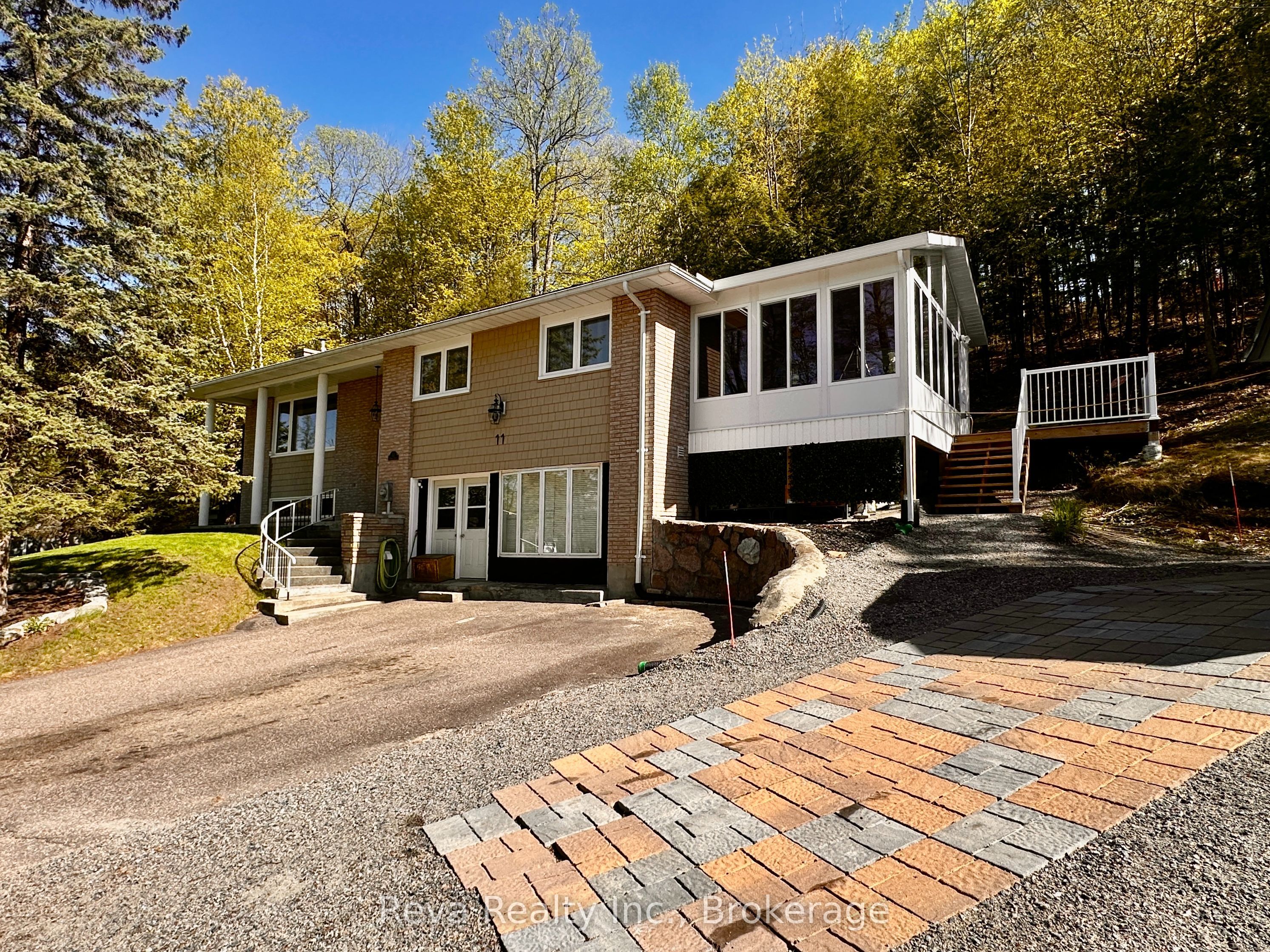 11 Ridge Road, Bancroft, ON K0L 1C0 photo 4