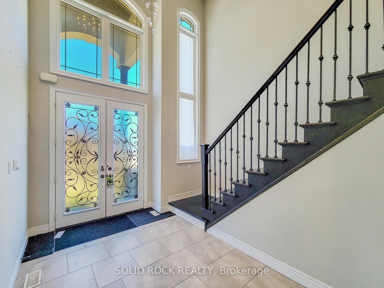 7 Chardonnay Street, Hamilton, ON L8G 0B5 photo 5