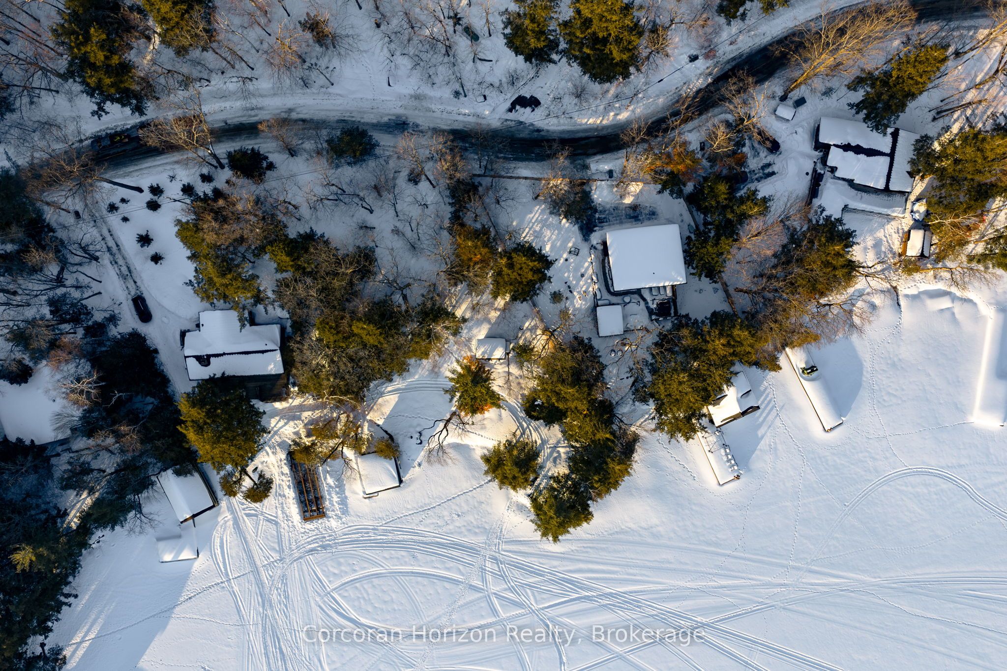 1054 Fair-Lee Park Road, Muskoka Lakes, ON P0B 1G0 photo 3