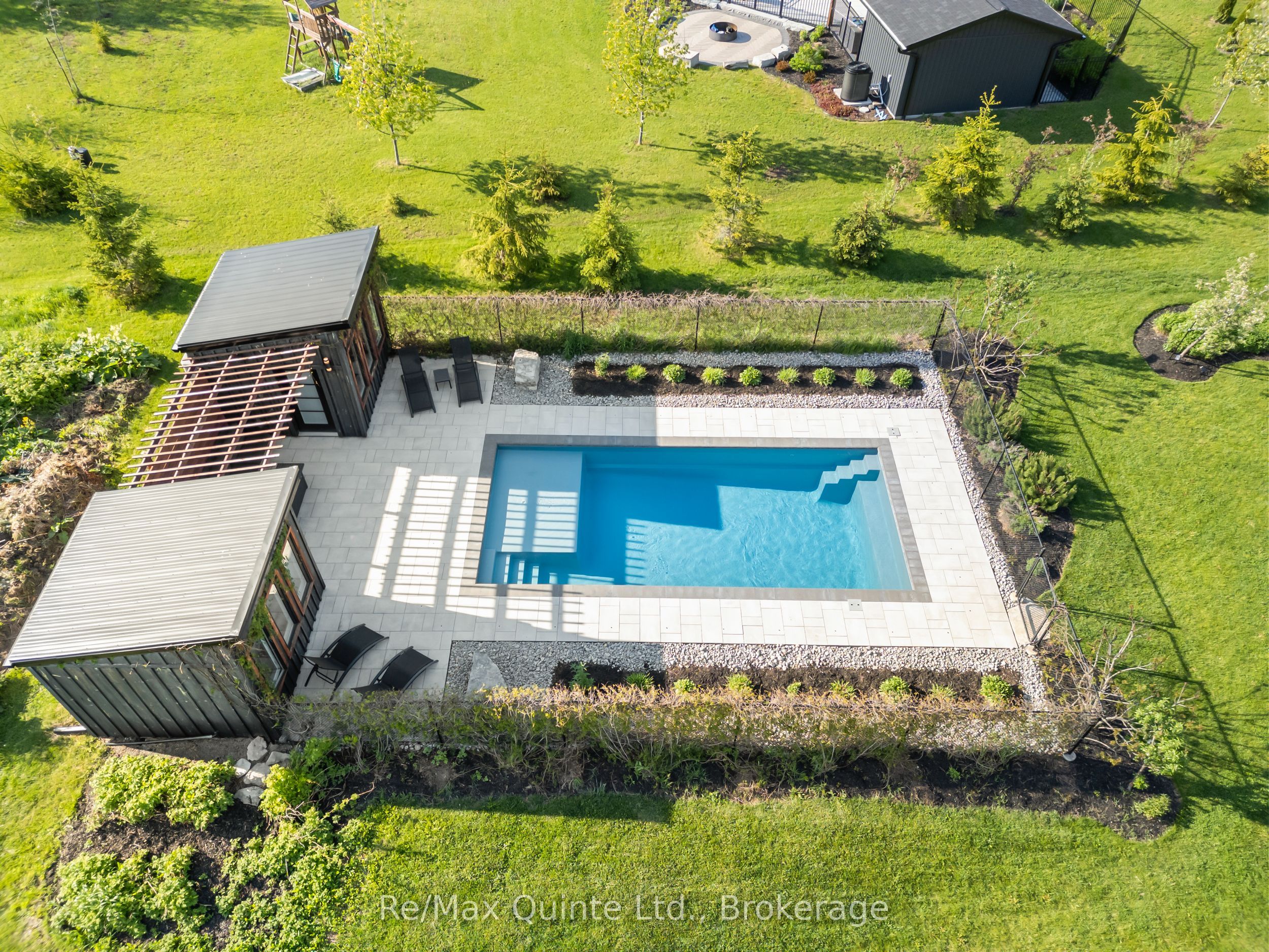 68 Hiddenvalley Drive, Belleville, ON K0K 2V0