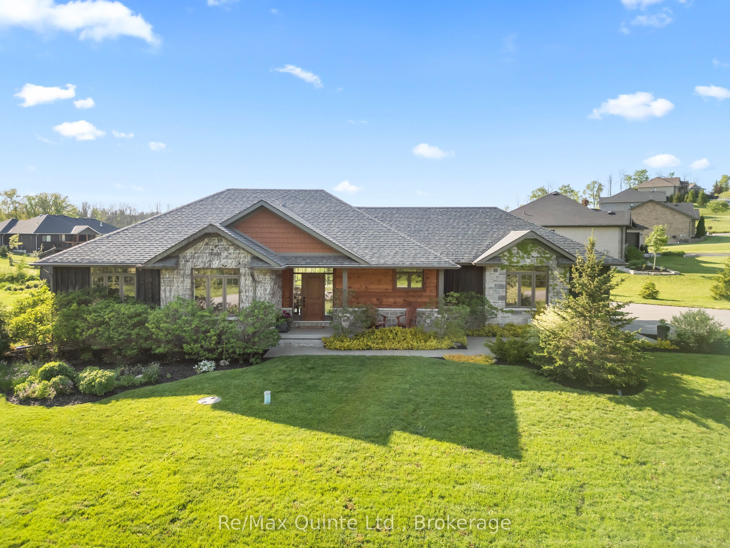 68 Hiddenvalley Drive, Belleville, ON K0K 2V0 photo 3