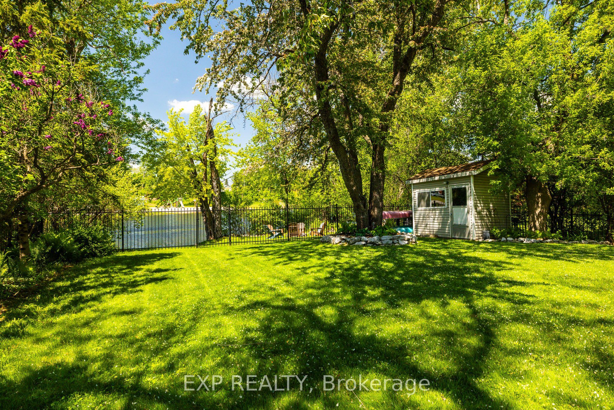 85 South Street, Lanark Highlands, ON K0G 1K0 photo 2