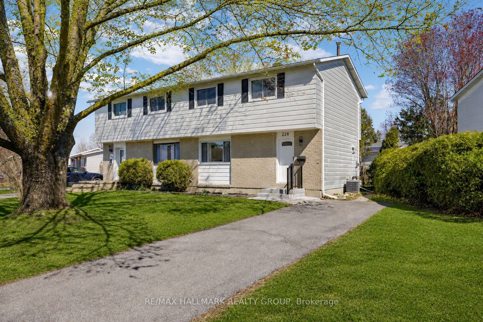 226 Old Colony Road, Kanata, ON K2L 1M7 photo 3