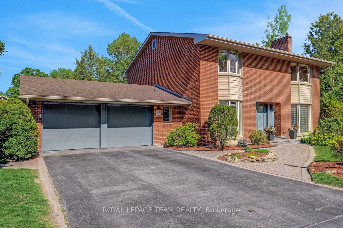 33 Okanagan Drive, Qualicum - Bruce Farm - Greenbelt and Area, ON K2H 7E9