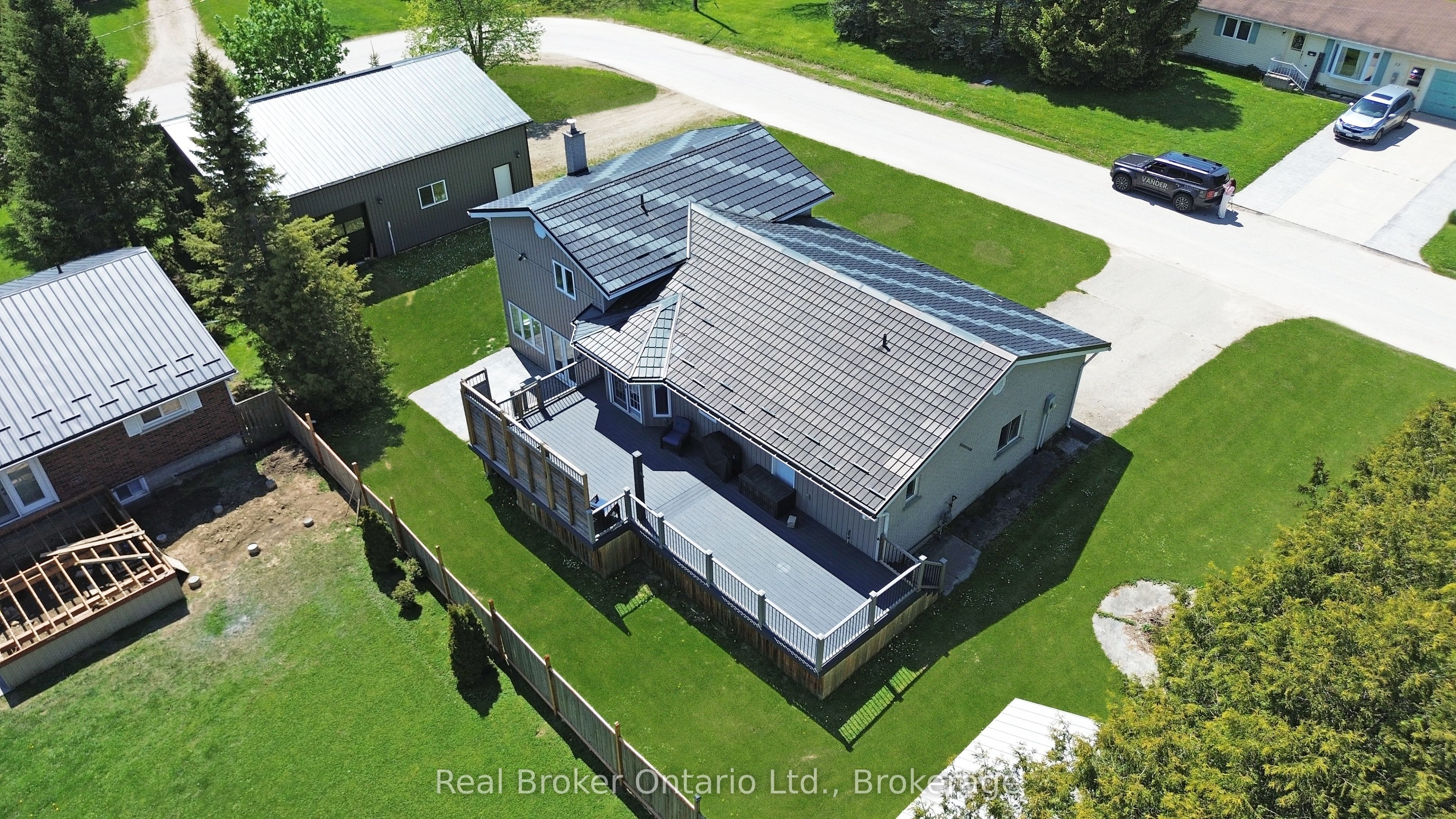 11 James Street W, Minto, ON N0G 1M0 photo 3