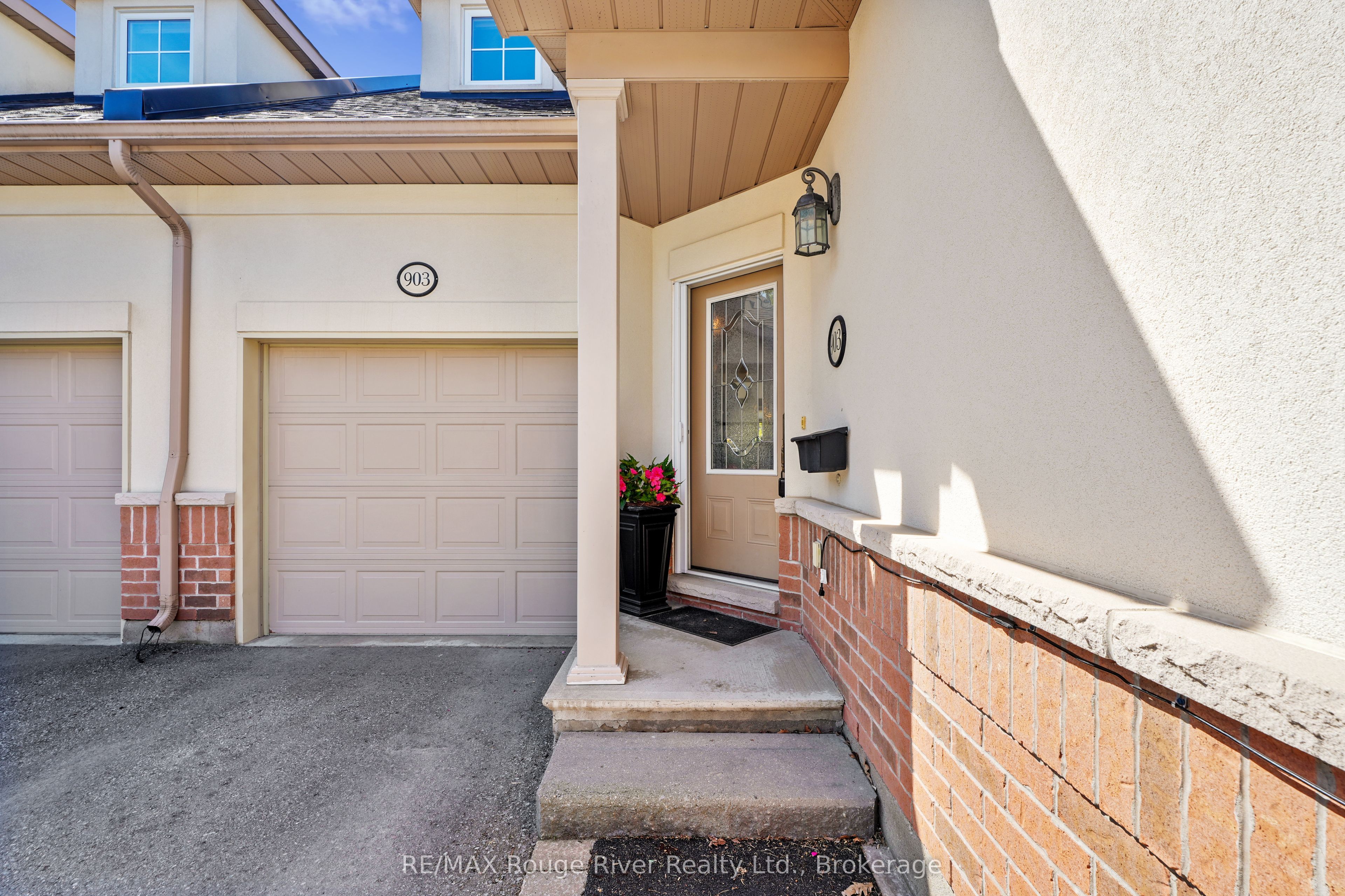120 University Avenue E 903, Cobourg, ON K9A 0A9 photo 3