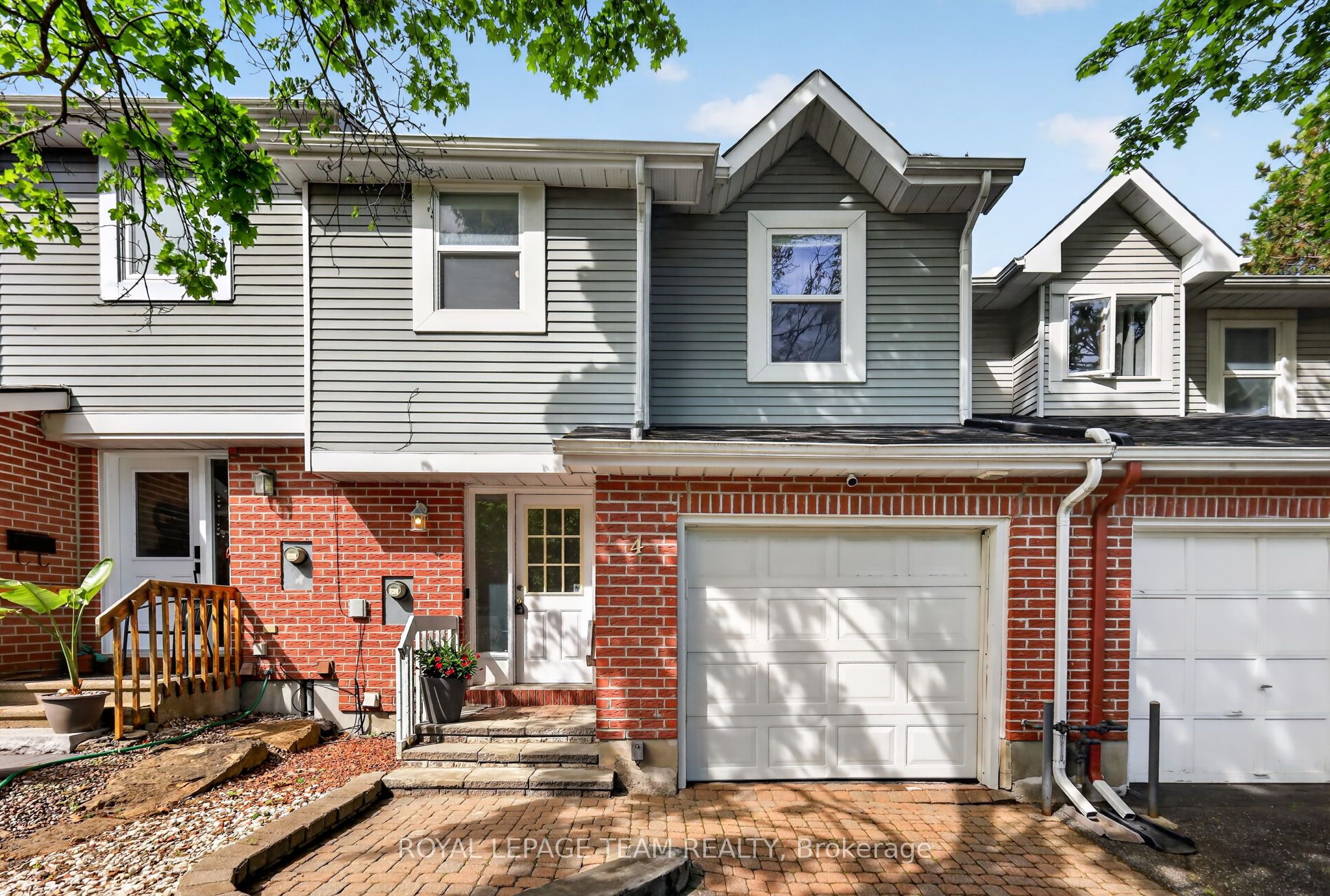 4 Mill Hill Road, Bells Corners and South to Fallowfield, ON K2H 9N4 photo 3