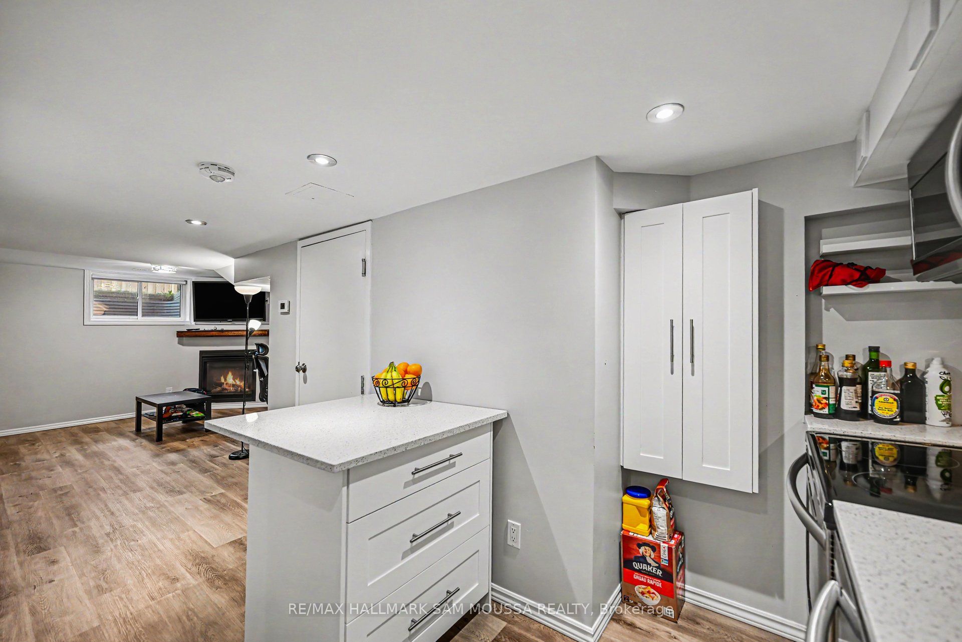 1407 Baintree Place Unit 2, Cyrville - Carson Grove - Pineview, ON K1B 5H5 photo 5