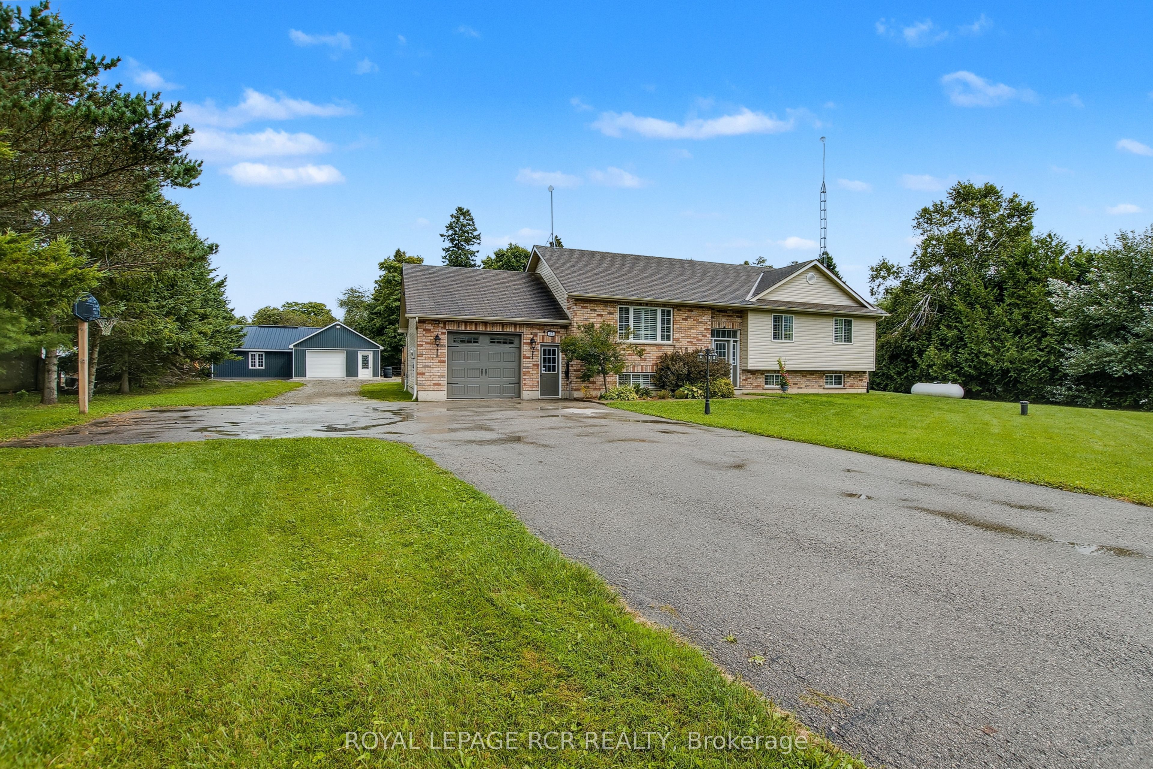 17 Deaken Drive, East Luther Grand Valley, ON L9W 0Z8 photo 3