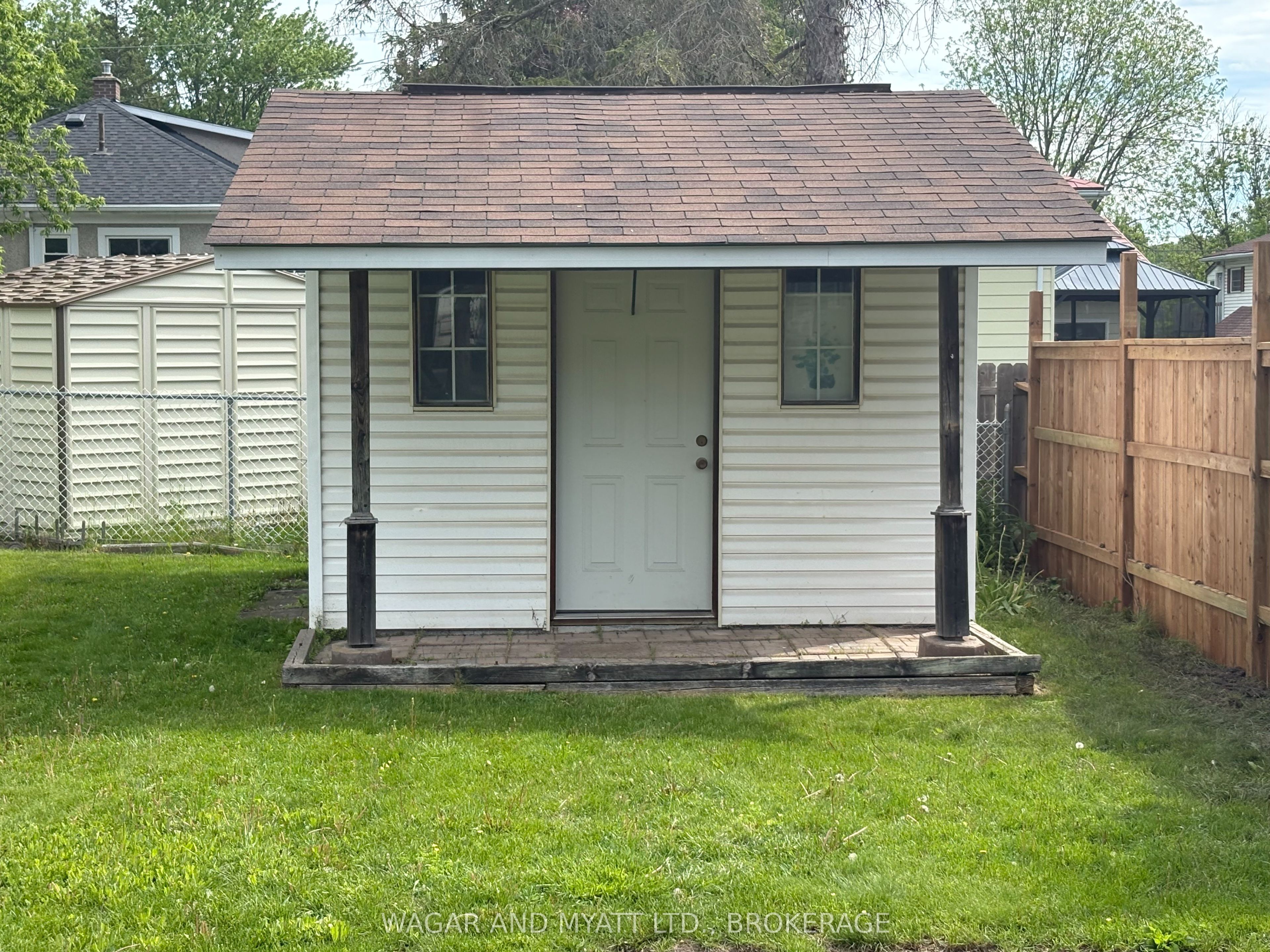 163 ADELPHI Street, Greater Napanee, ON K7R 1T6 photo 4