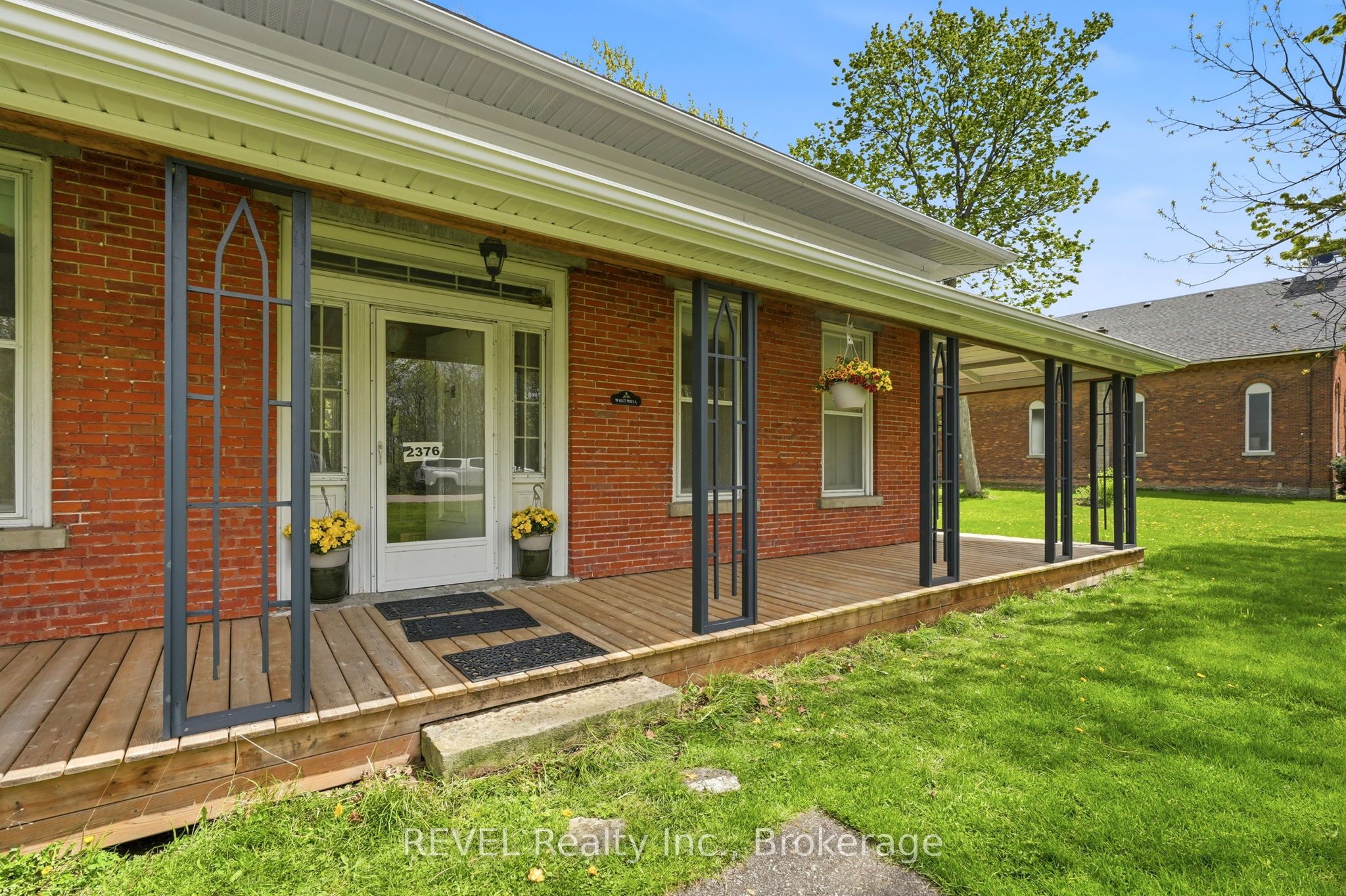 2376 Centre Street, Thorold, ON L0S 1A0 photo 3