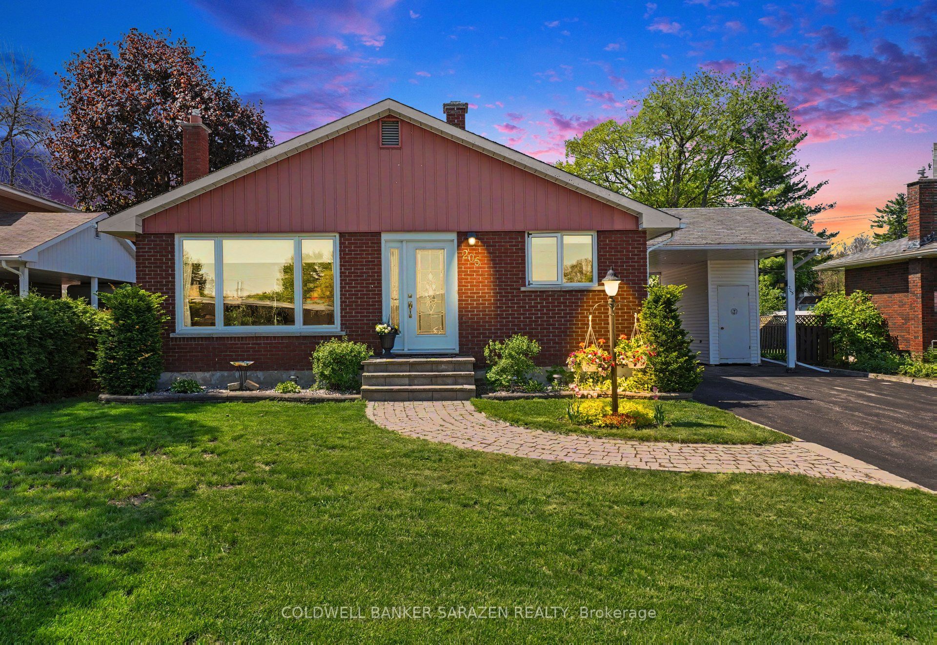 205 Airth Boulevard W, Renfrew, ON K7V 2J7