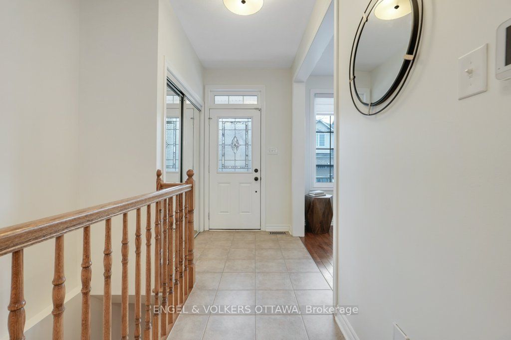 2531 Stone Cove Crescent, Barrhaven, ON K2J 0T2 photo 2