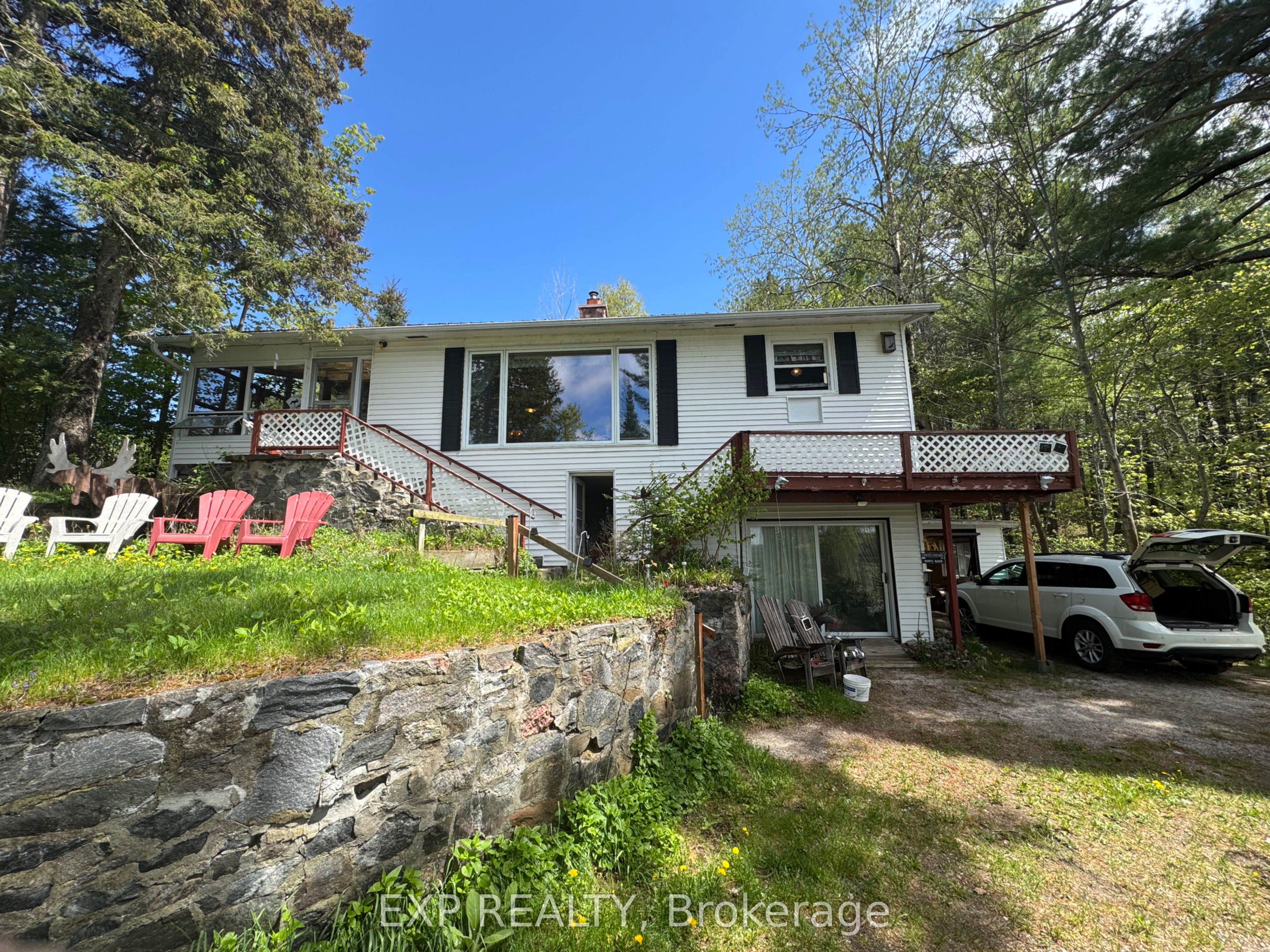 72B Bridge Street, Addington Highlands, ON K0H 1L0