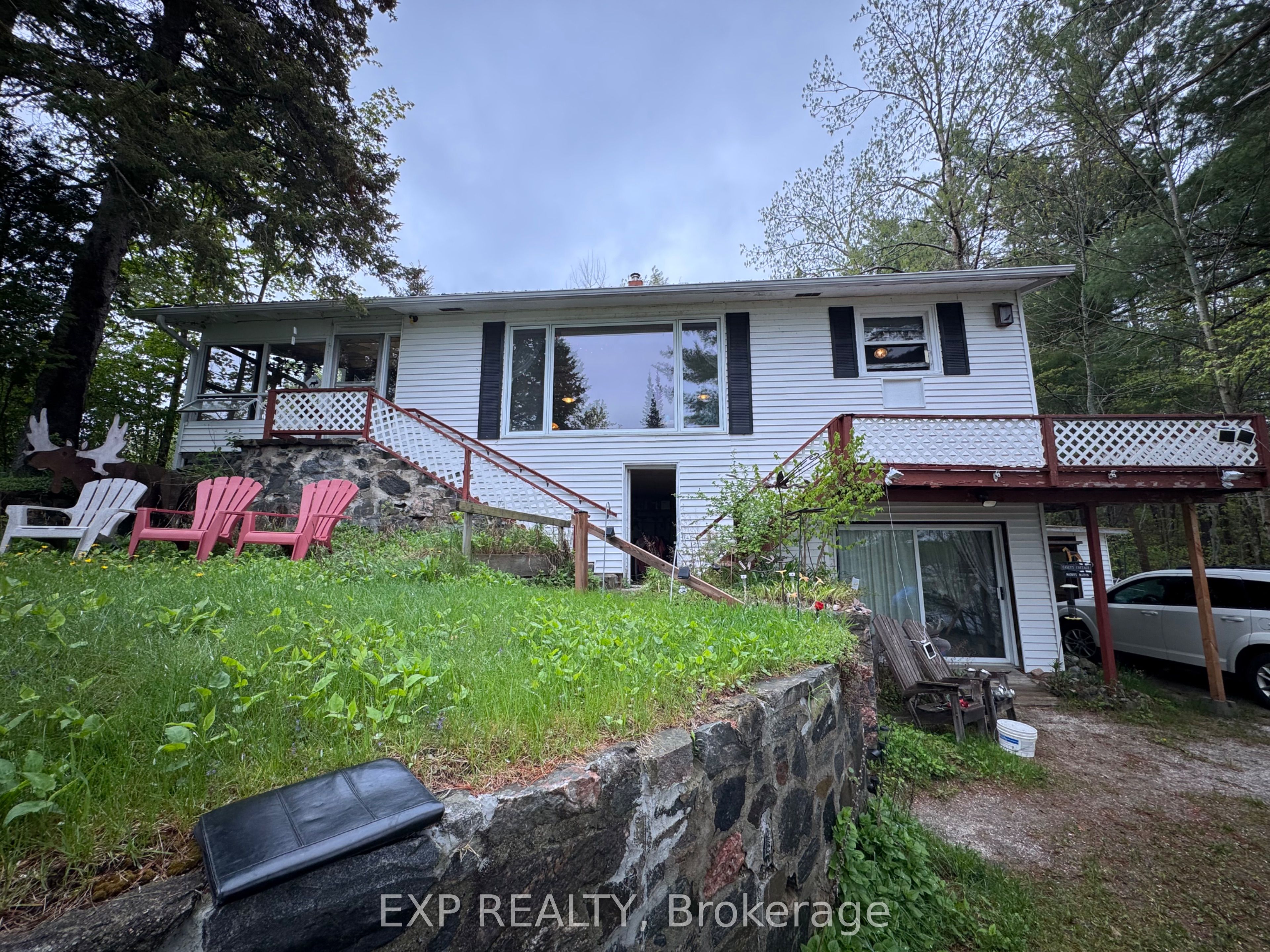 72B Bridge Street, Addington Highlands, ON K0H 1L0 photo 2