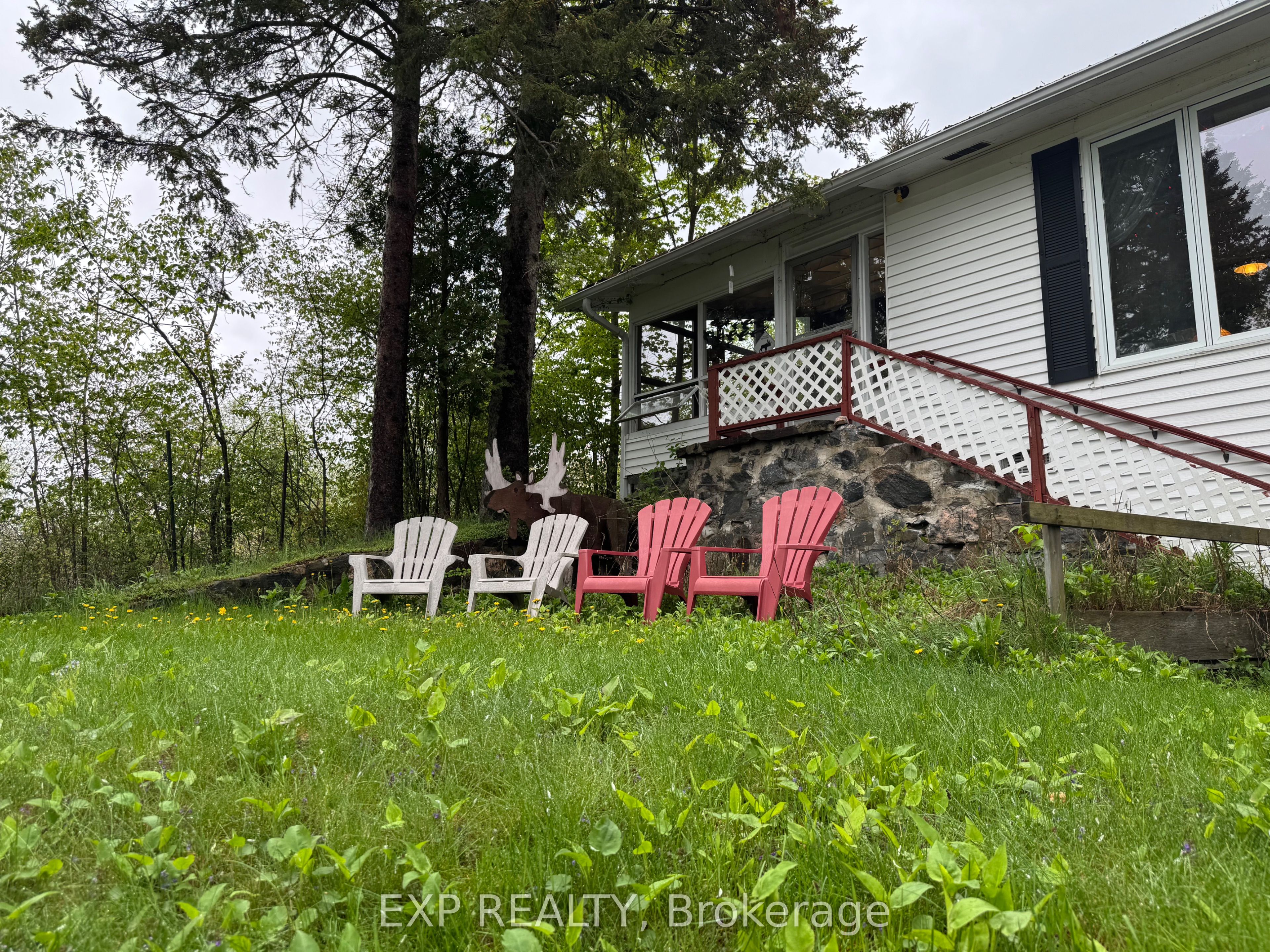 72B Bridge Street, Addington Highlands, ON K0H 1L0 photo 3
