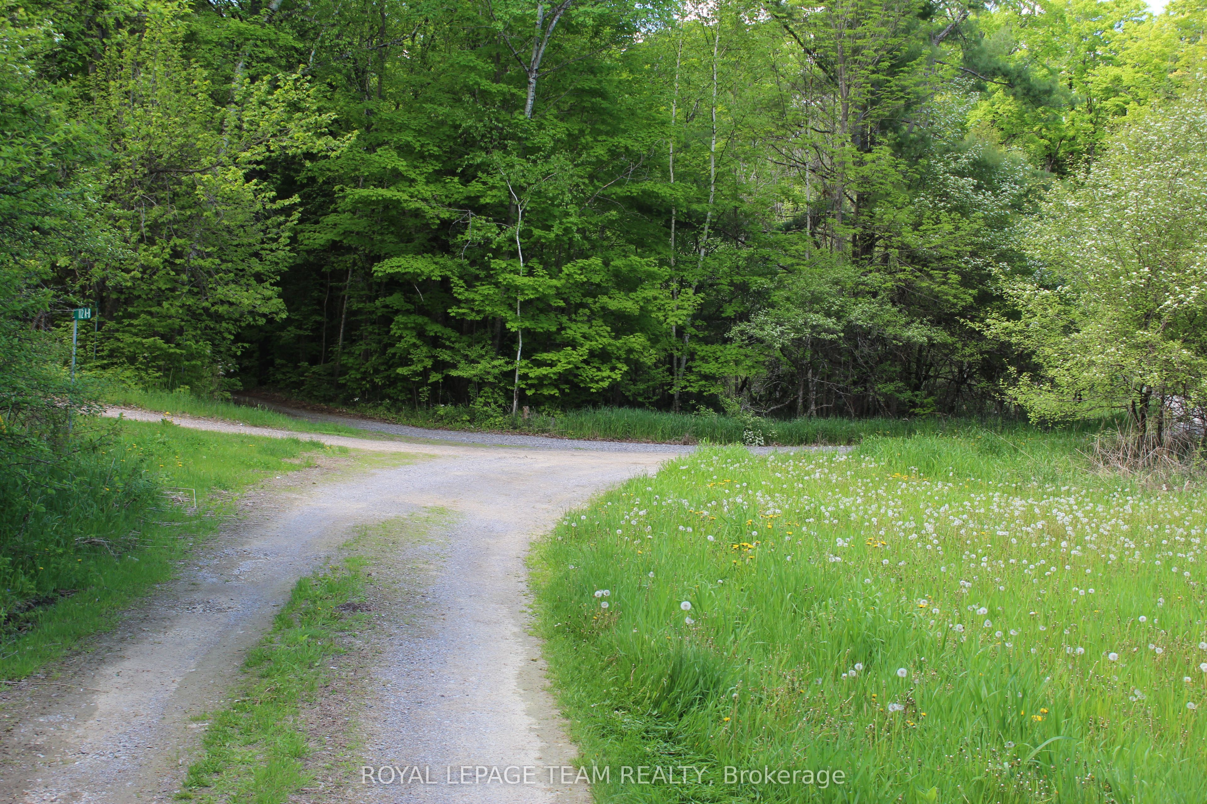112 Mitchell Lane, McNab/Braeside, ON K7S 3G8 photo 4