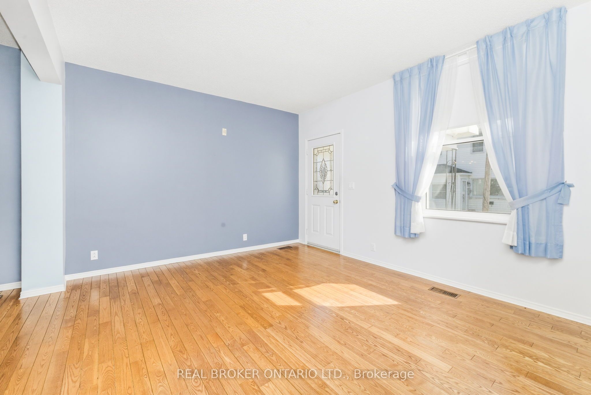 33 Victoria Street, Carleton Place, ON K7C 2W2 photo 5