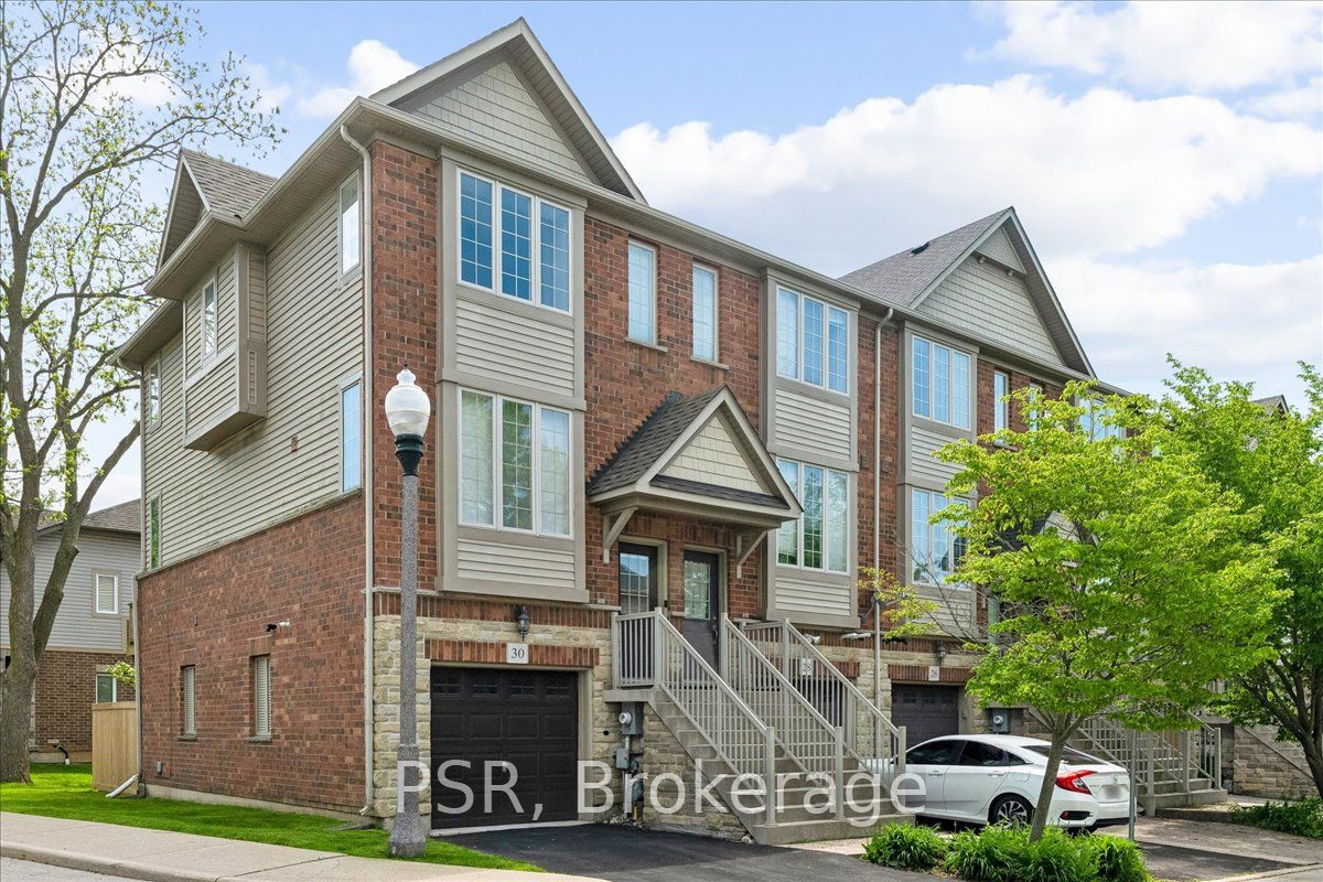 30 Chapman Lane, Hamilton, ON L9G 0A5 photo 2