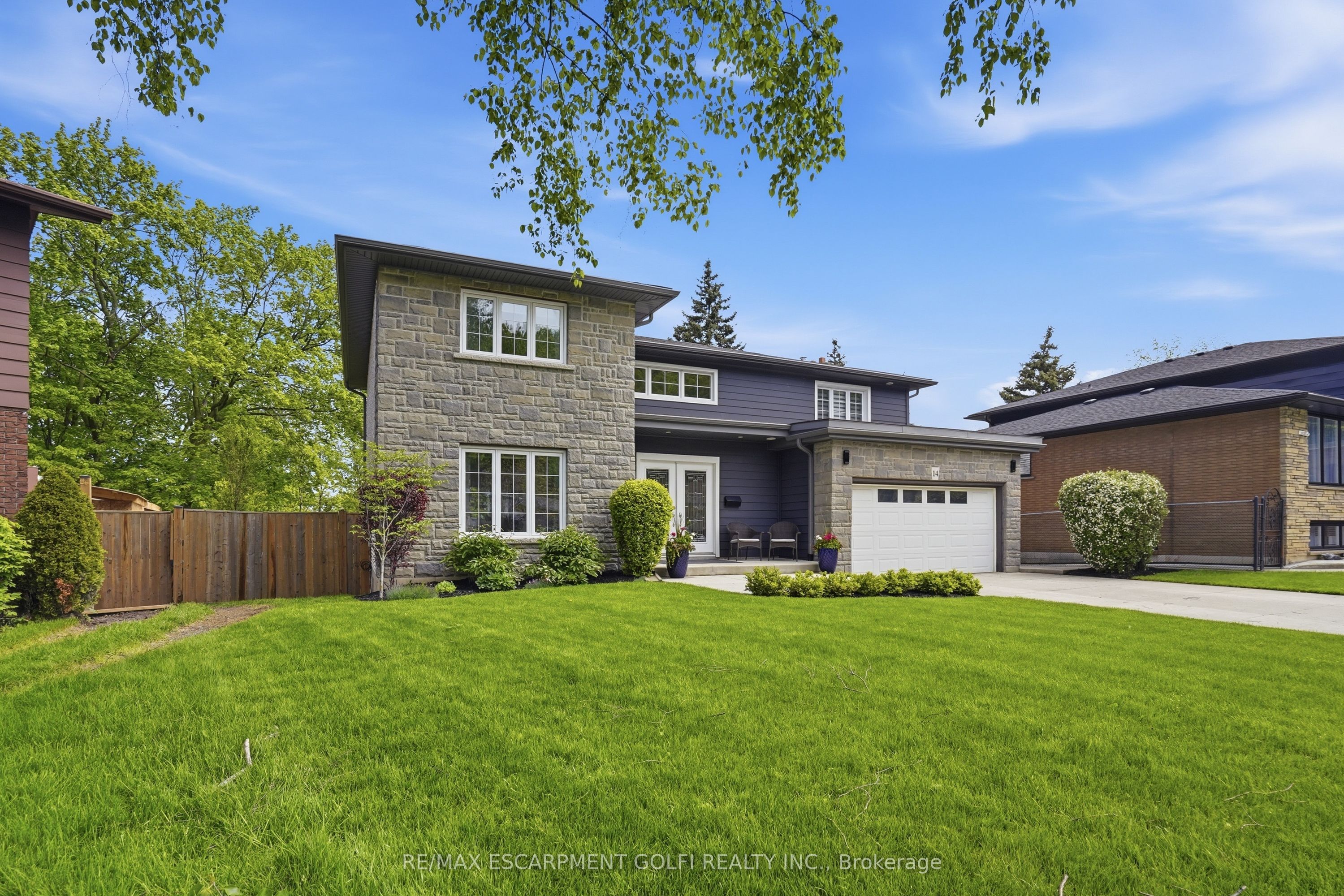 14 Leslie Drive, Hamilton, ON L8G 2P9 photo 3