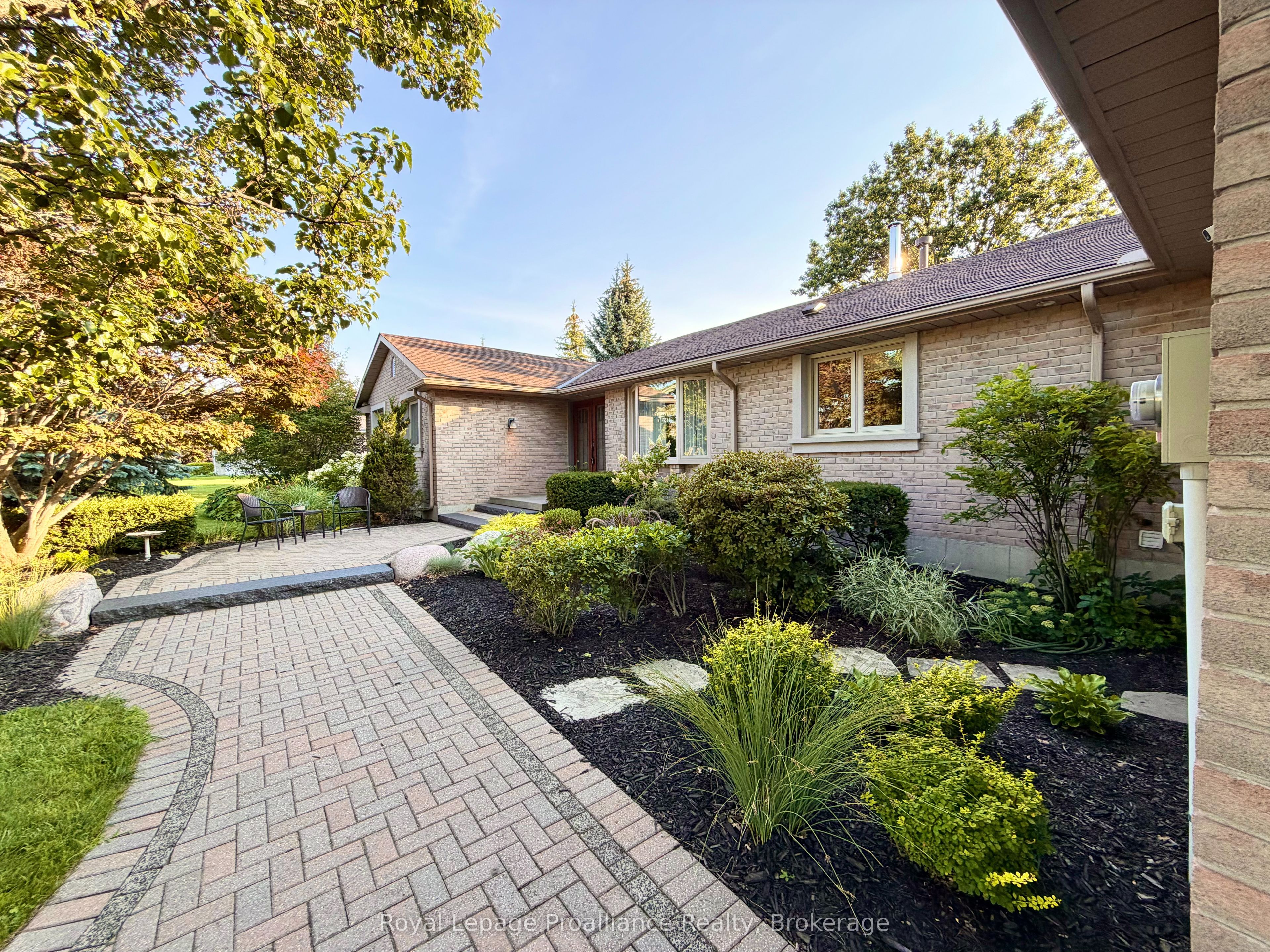 100 Bay Breeze Street, Prince Edward County, ON K8N 0L4 photo 3