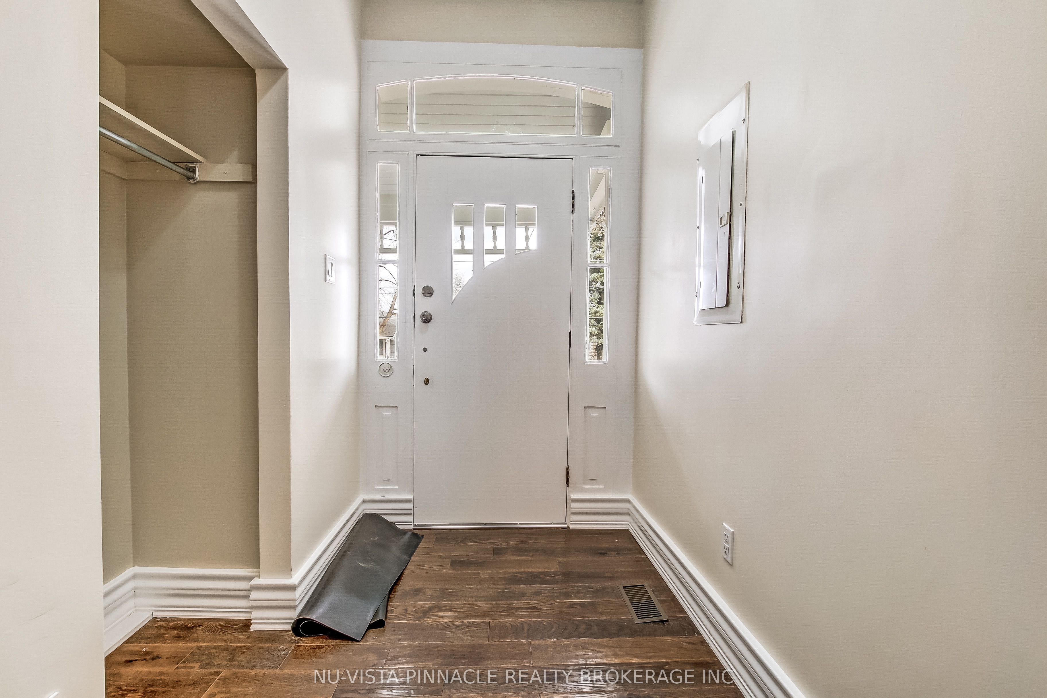 727 Queens Avenue, London East, ON N5W 3H4 photo 4