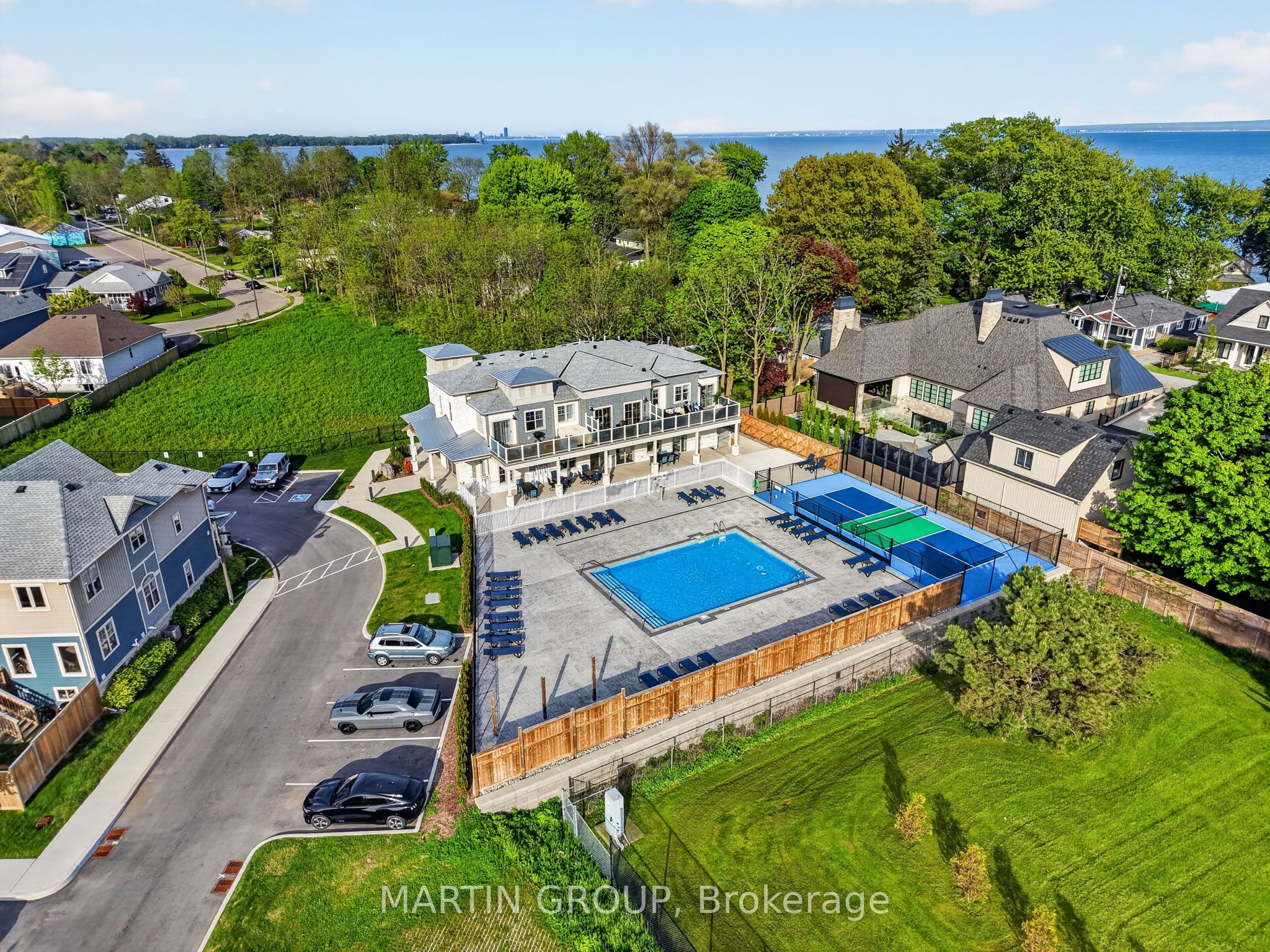 35 Comet Lane, Fort Erie, ON L0S 1B0 photo 3