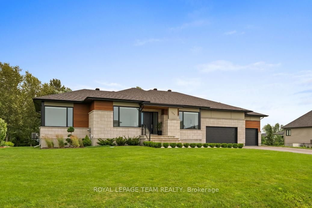 205 Summerview Terrace, Greely - Metcalfe - Osgoode - Vernon and Area, ON K4P 0E9 photo 3