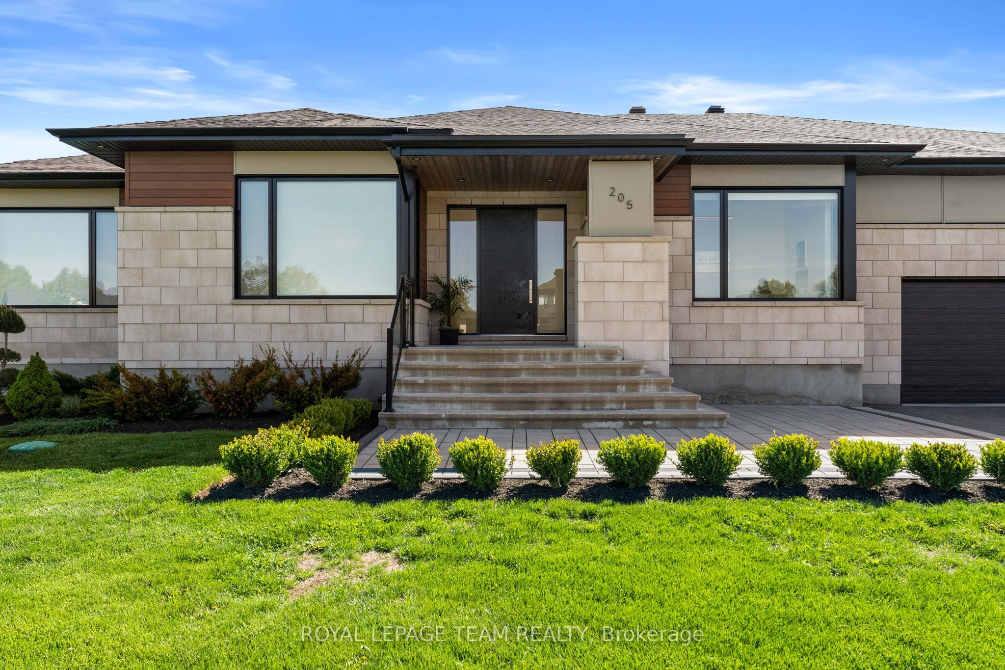 205 Summerview Terrace, Greely - Metcalfe - Osgoode - Vernon and Area, ON K4P 0E9 photo 4