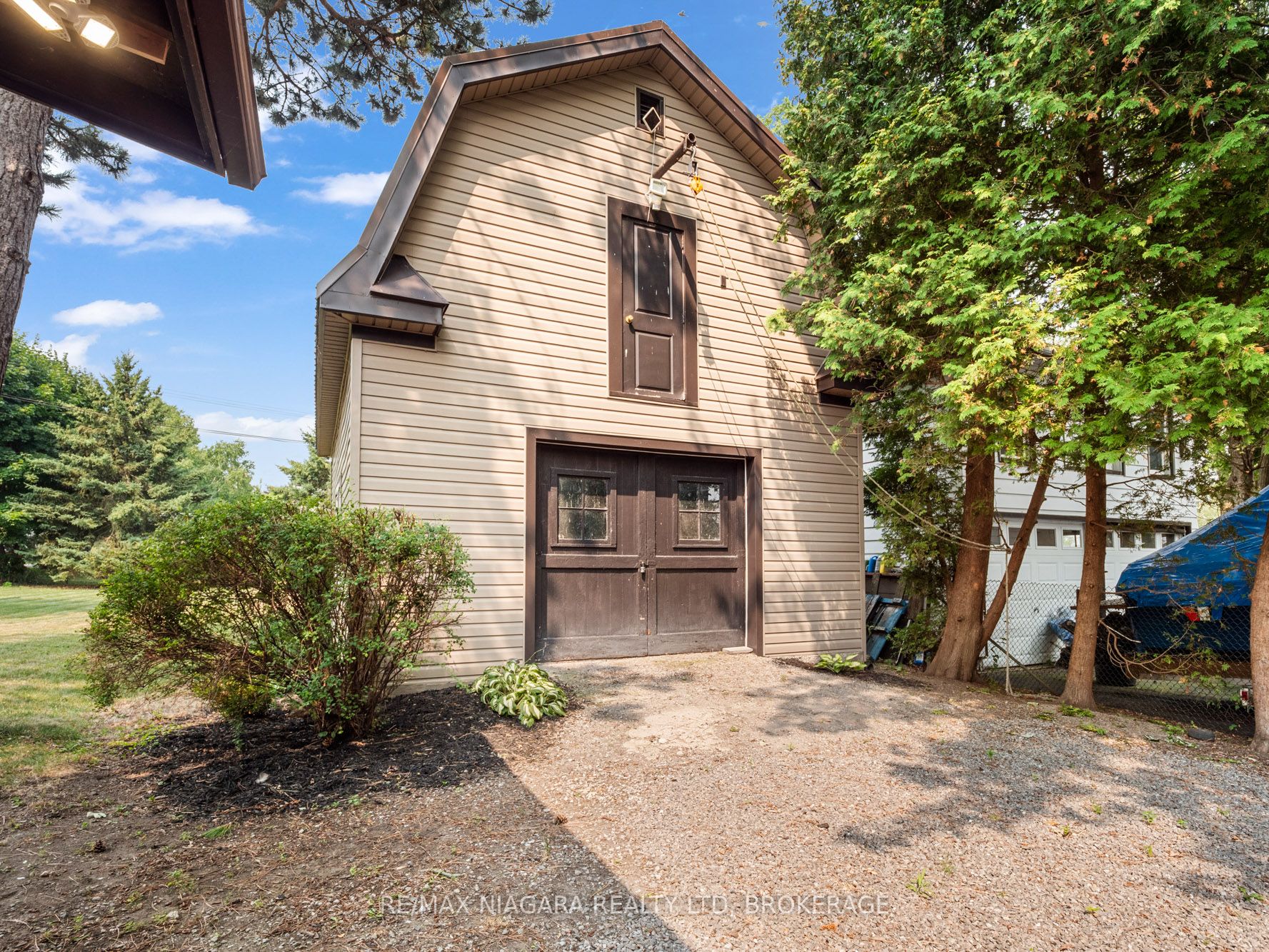 735 Niagara Boulevard, Fort Erie, ON L2A 3J2 photo 3