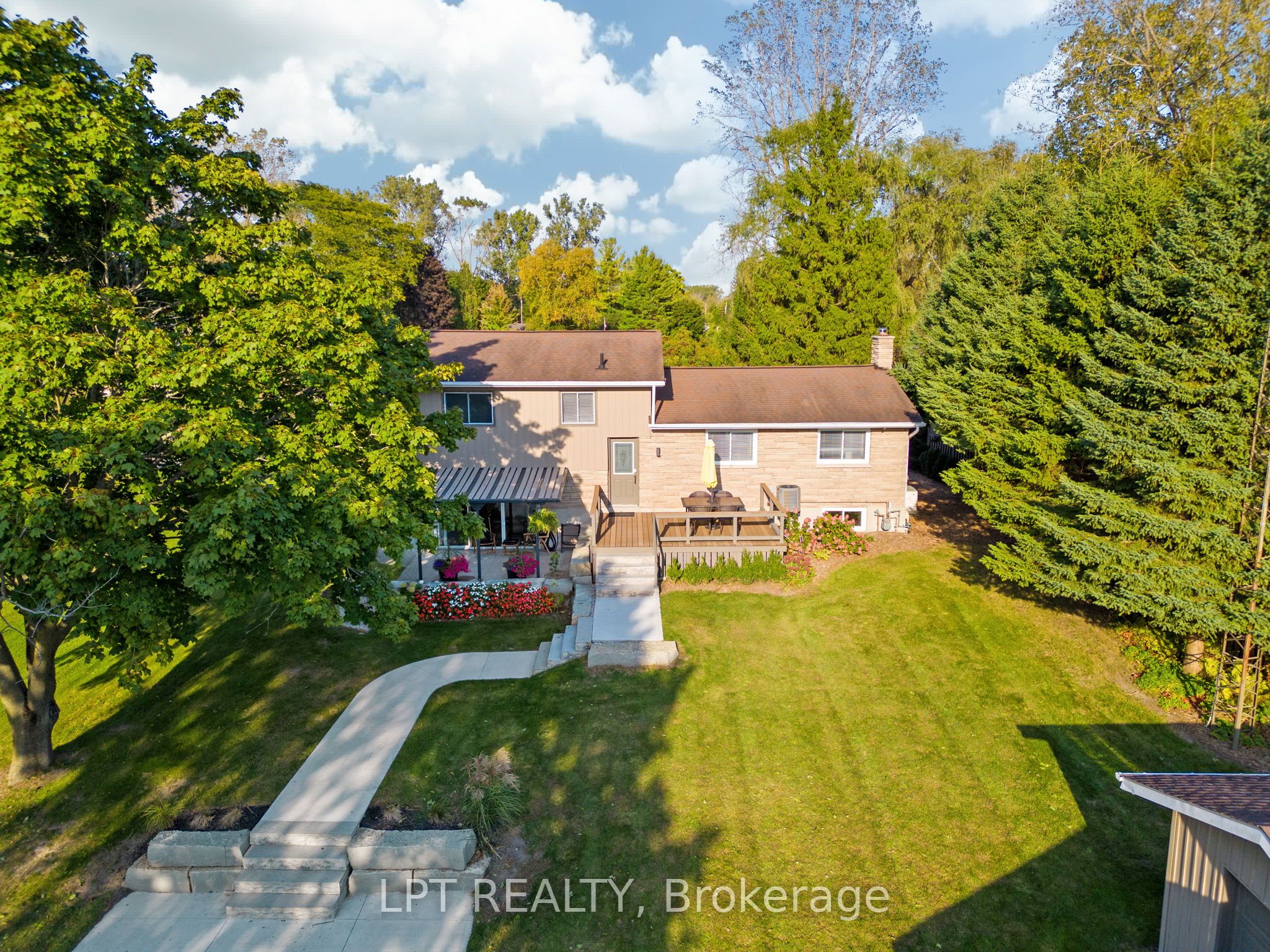 9952 Prince Phillip Street, Lambton Shores, ON N0M 2N0 photo 3