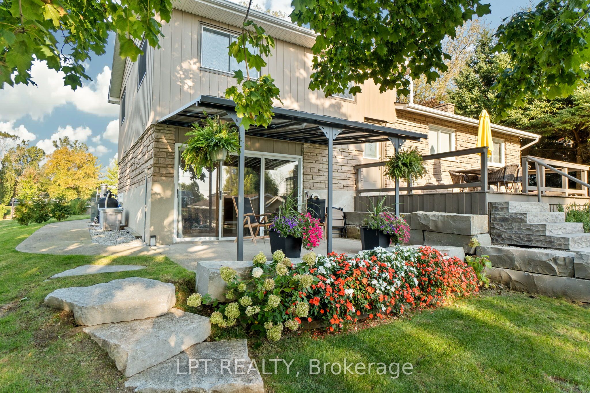 9952 Prince Phillip Street, Lambton Shores, ON N0M 2N0 photo 4