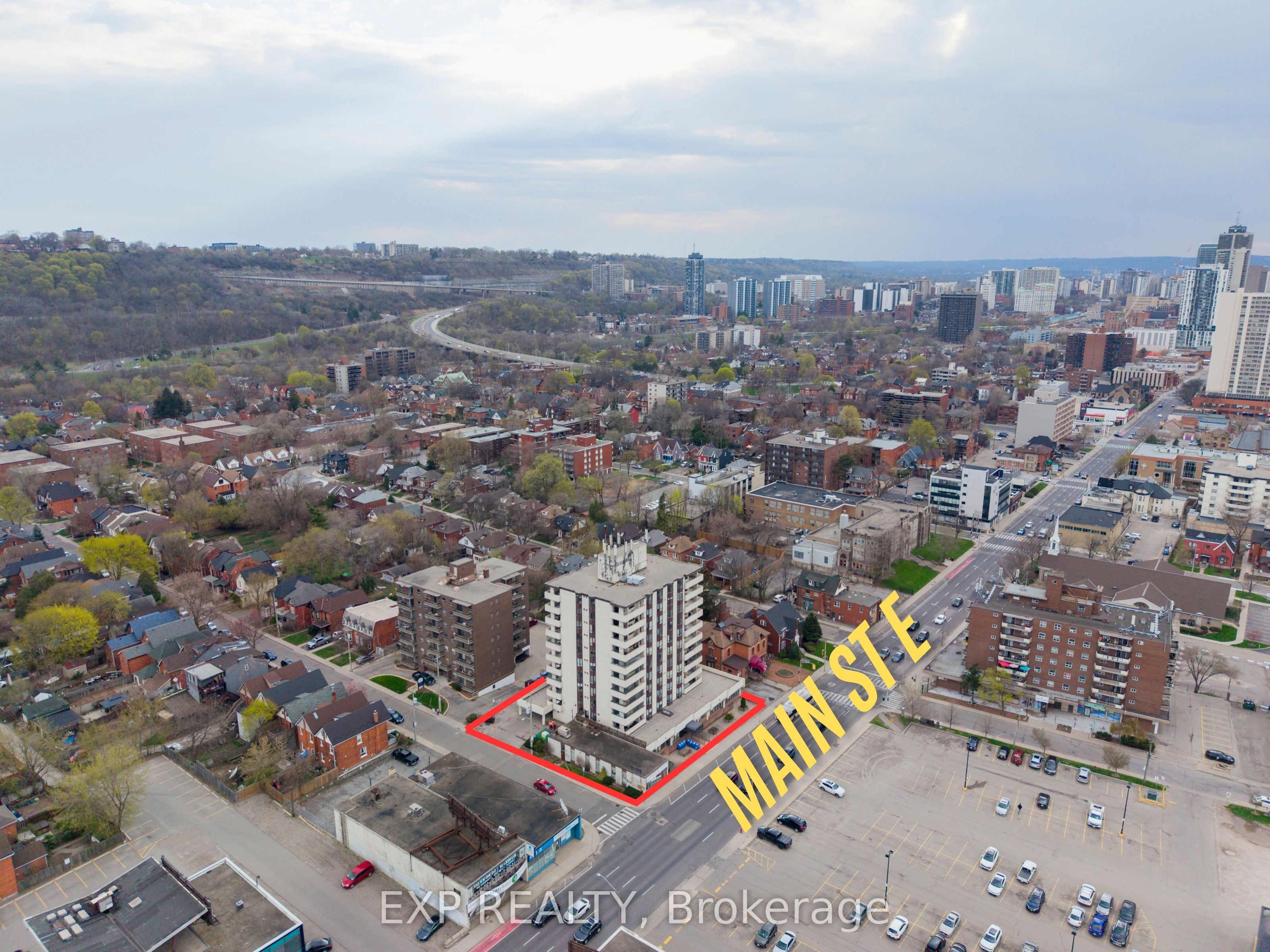 432 Main Street E 601, Hamilton, ON L8N 1J9