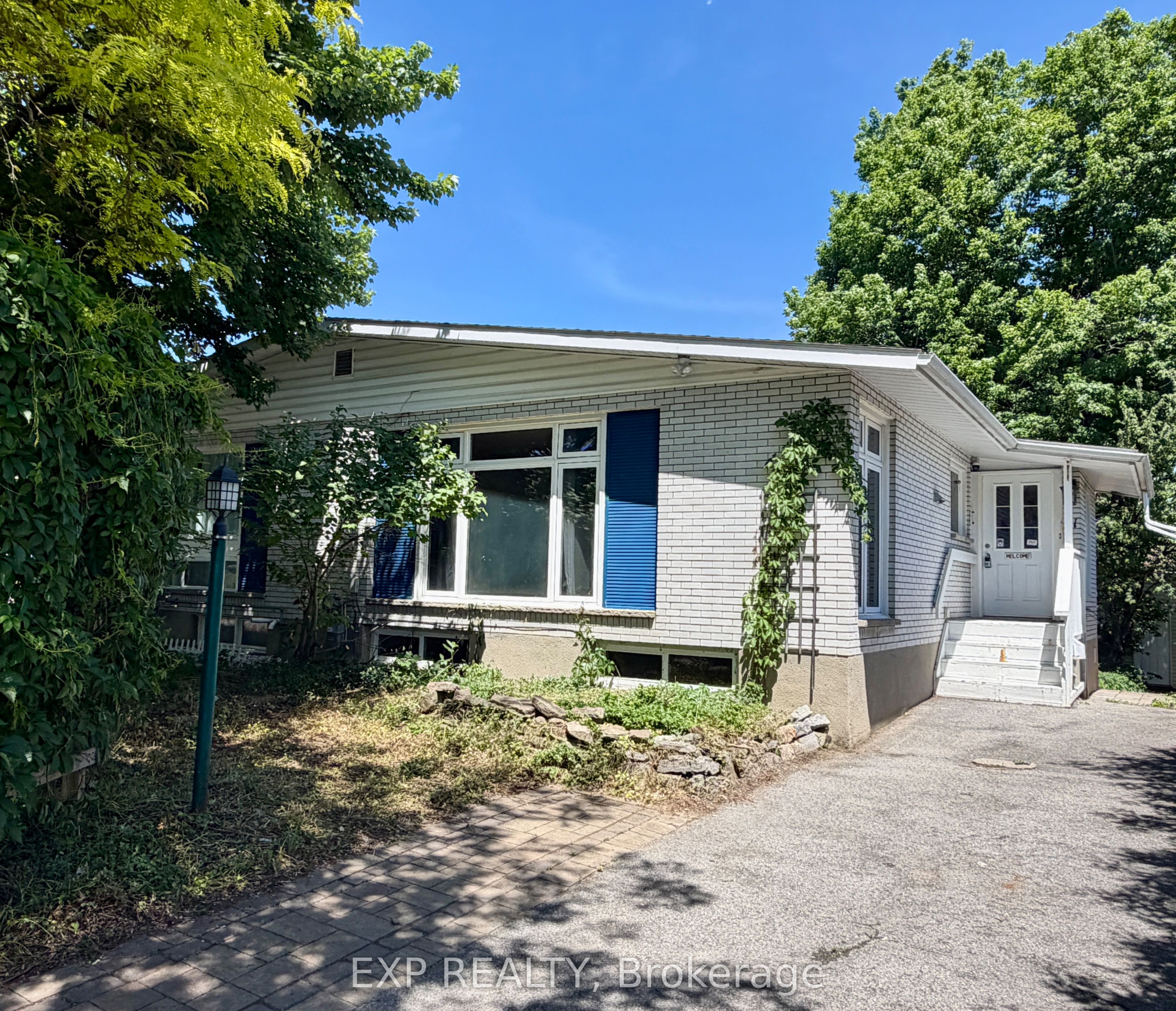 21 SOUTHVIEW Crescent, Cityview - Parkwoods Hills - Rideau Shore, ON K2E 5R4 photo 5