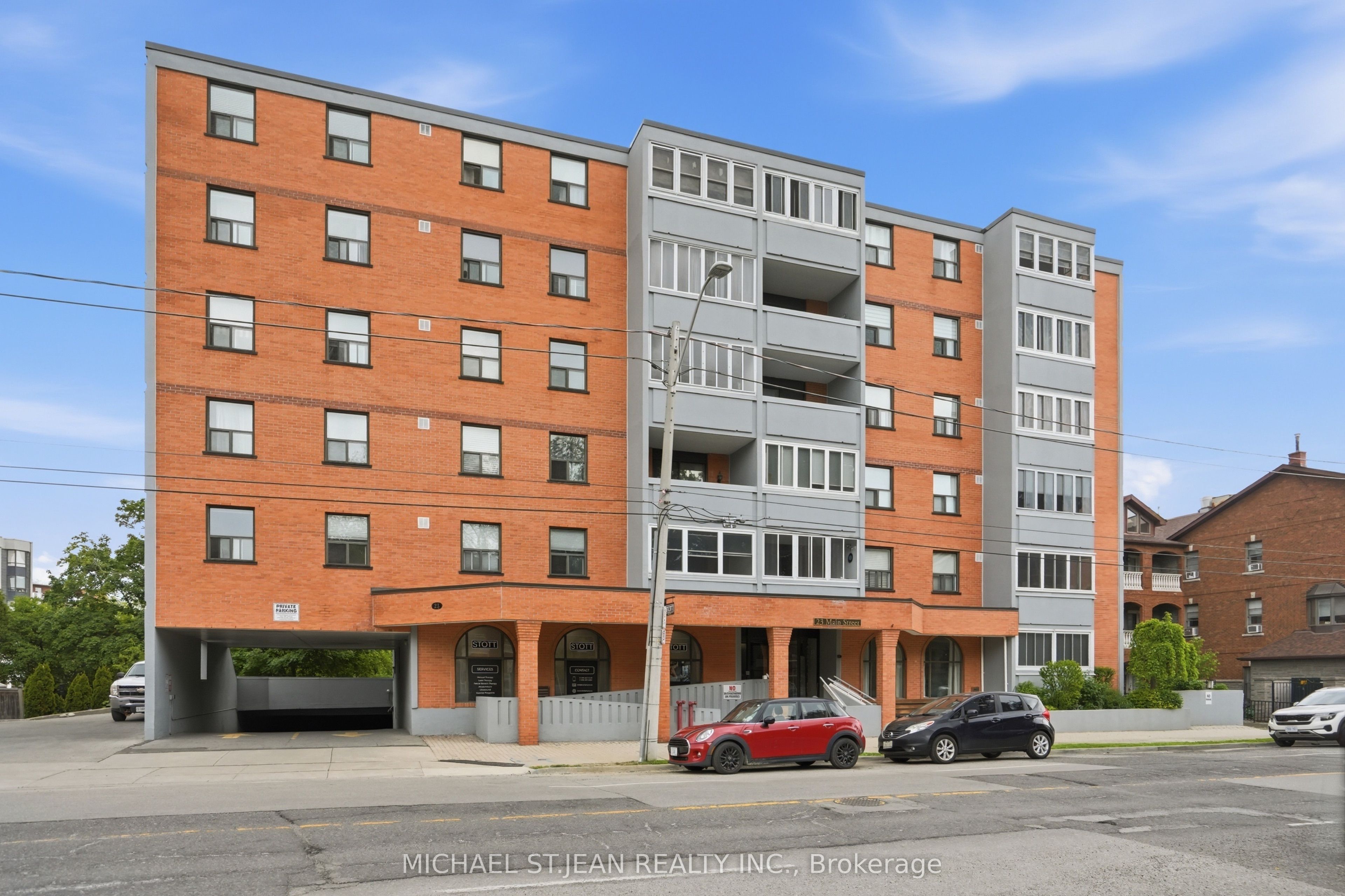 23 Main Street 404, Hamilton, ON L9H 2P7 photo 2