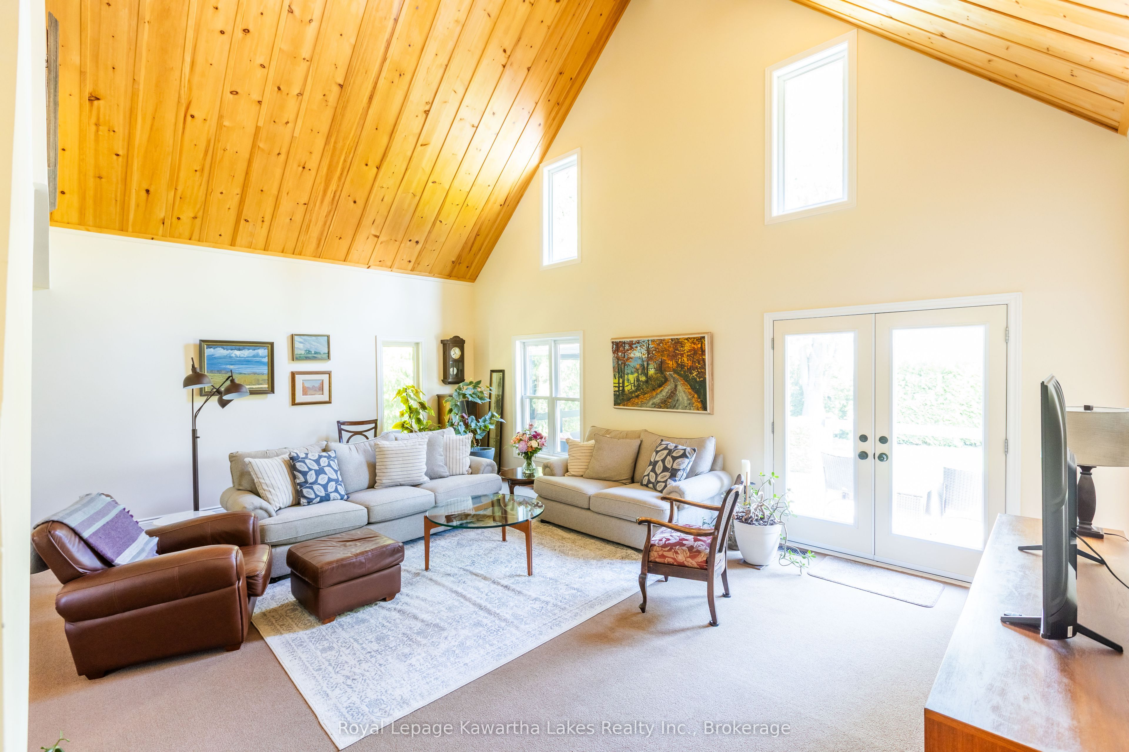 236 Crosby Drive, Kawartha Lakes, ON K0M 1A0 photo 3