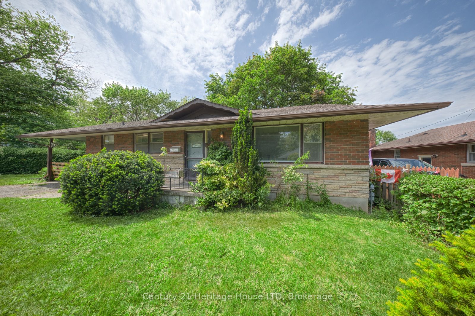 101 Bunting Road, St. Catharines, ON L2P 3G8