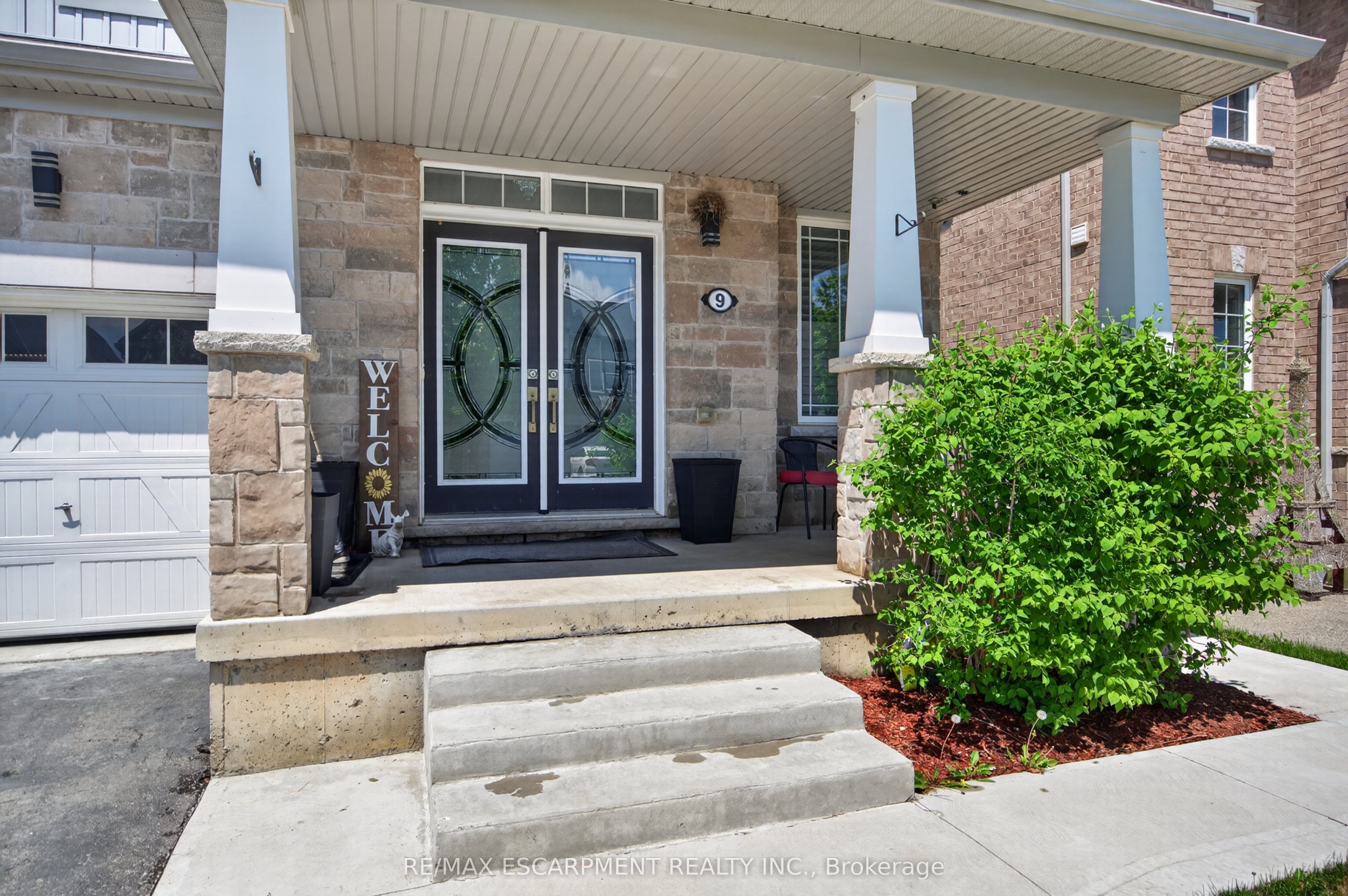 9 Fleming Crescent, Haldimand, ON N3W 0C4 photo 4