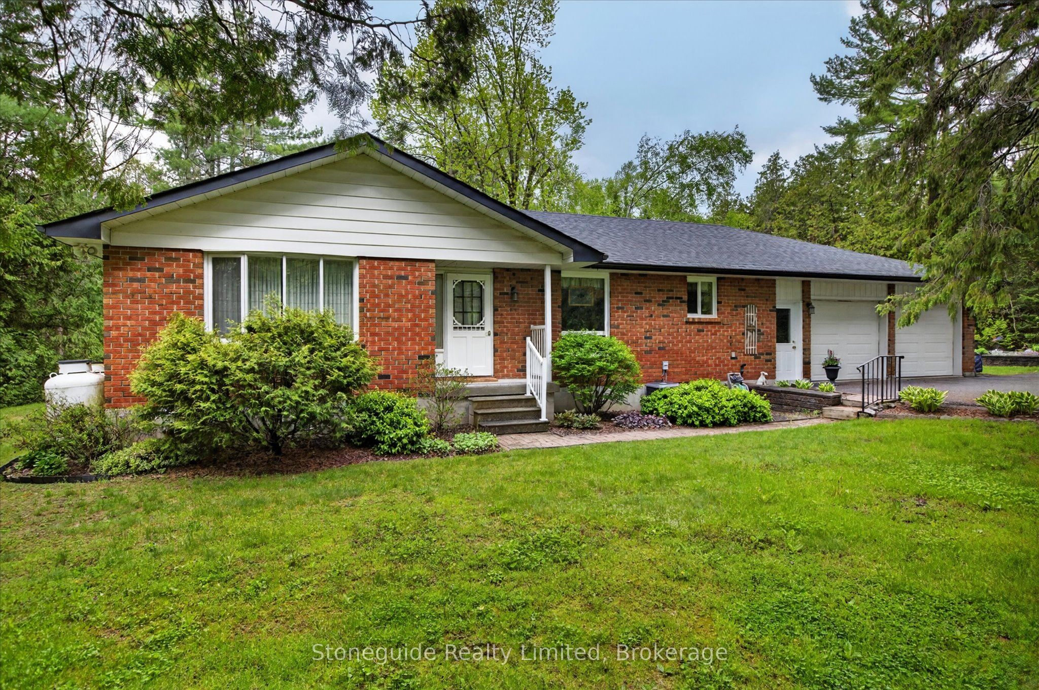 3786 Hwy 28 Highway, Douro-Dummer, ON K0L 2H0 photo 2