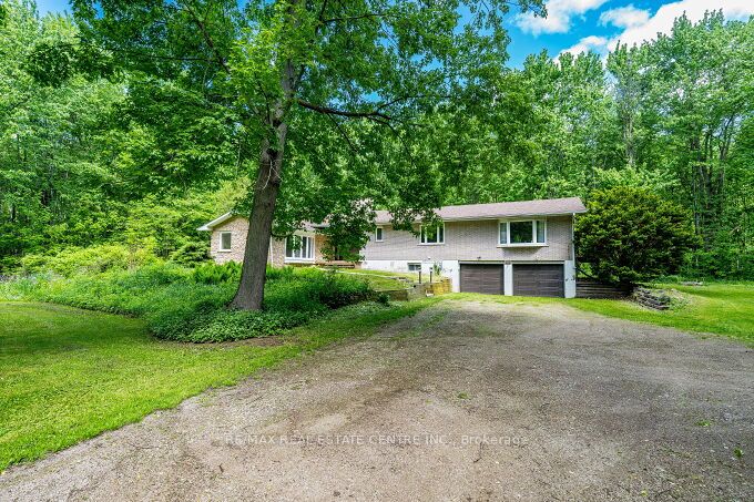 563 6th Concession Road W, Hamilton, ON L8B 1N2