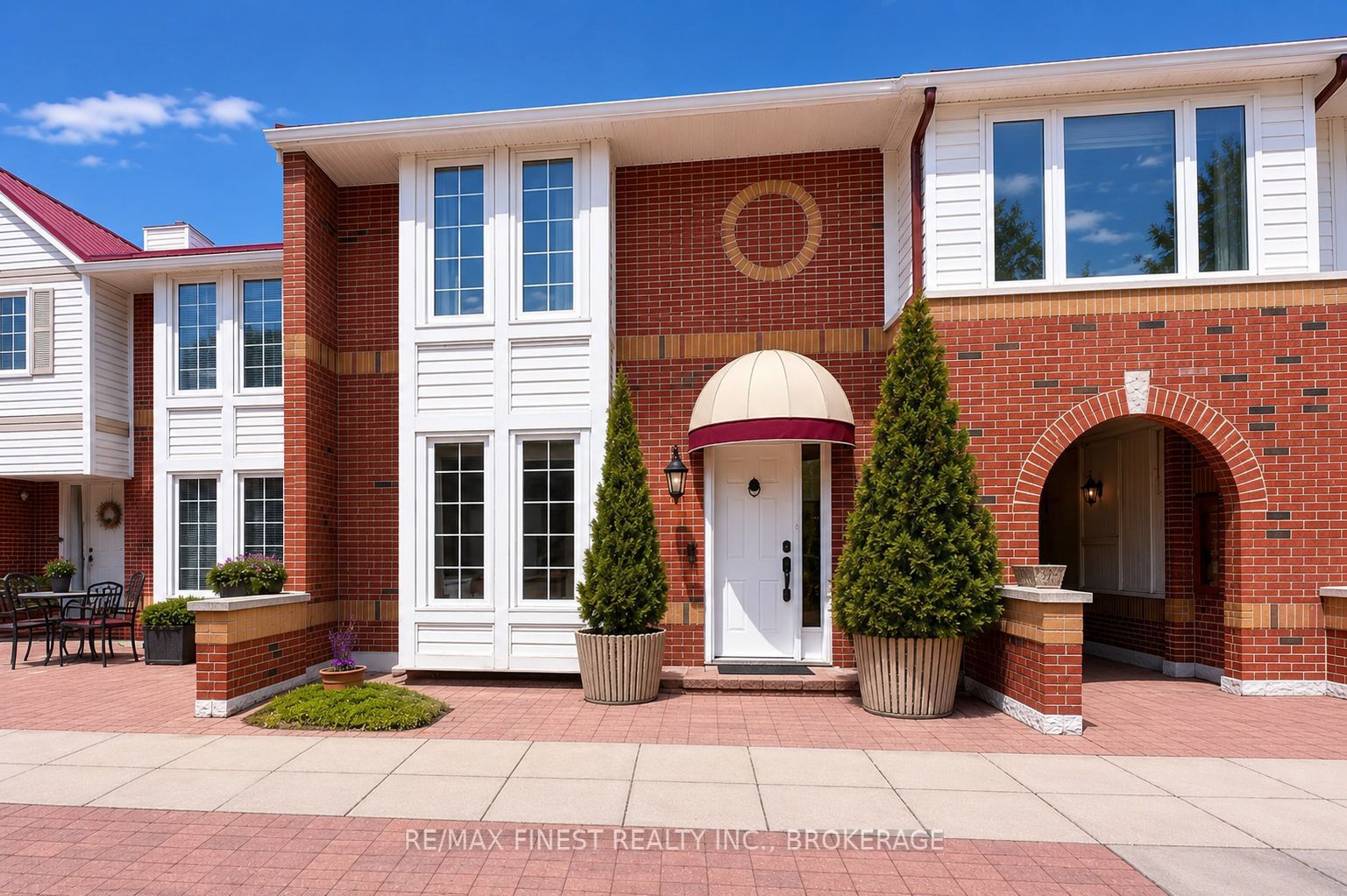1 Place D'armes N/A 16, Kingston, ON K7K 6R8