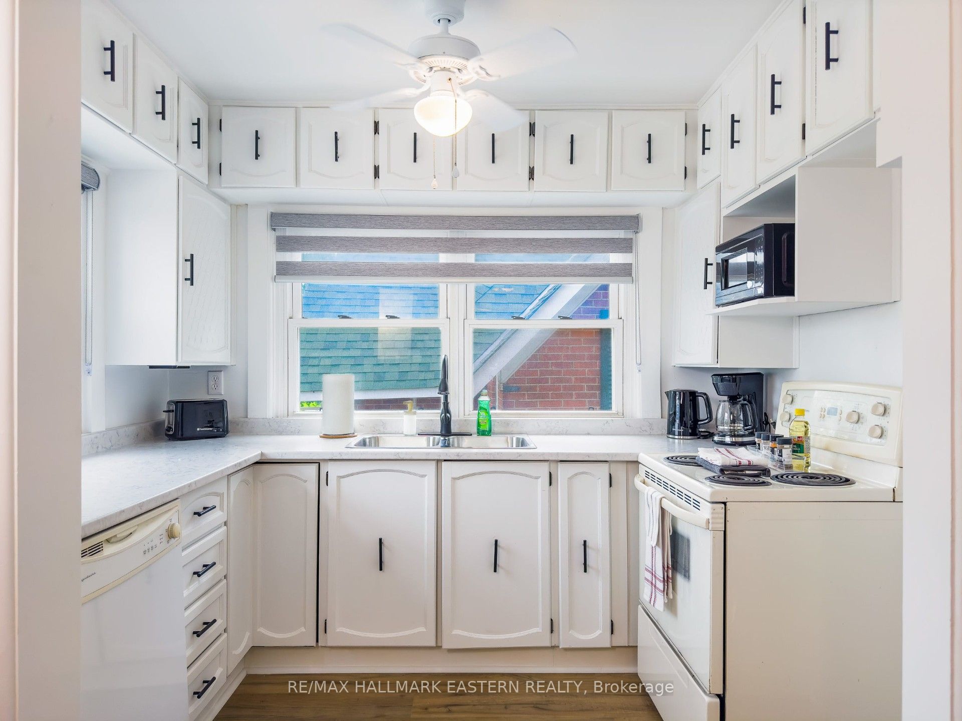 36 Main Street 8, Kawartha Lakes, ON K0M 1A0 photo 4