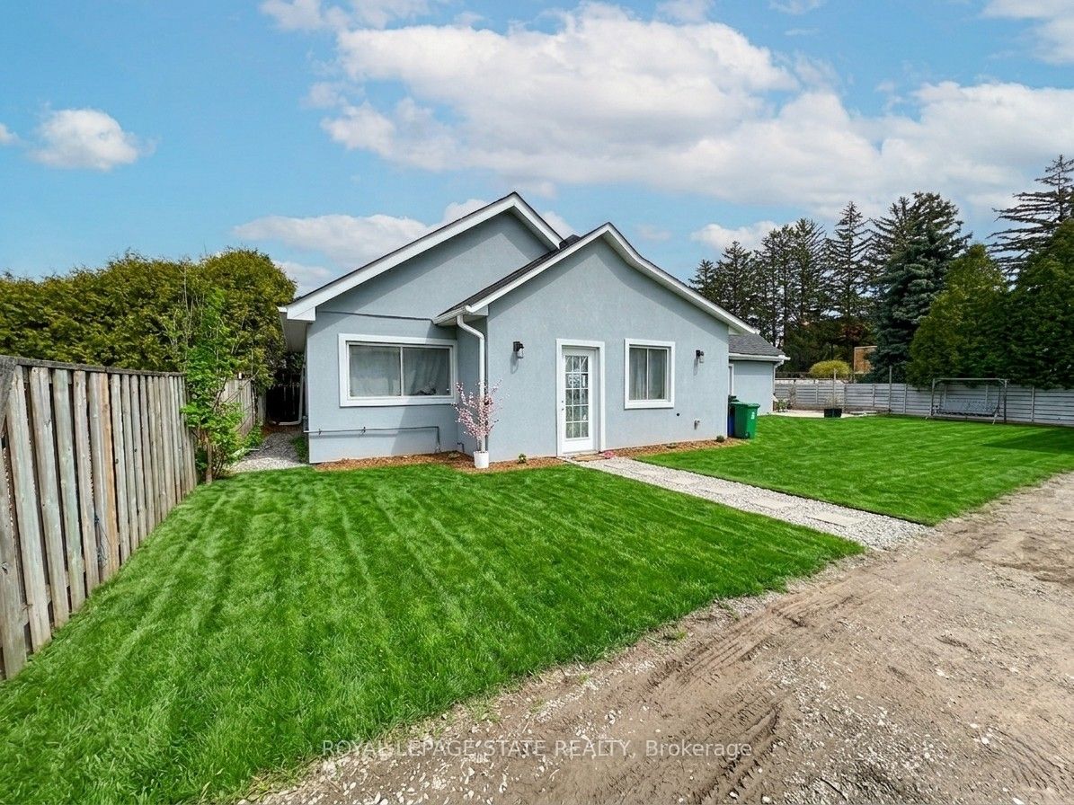 251R King Street E, Hamilton, ON L8G 1L9 photo 2