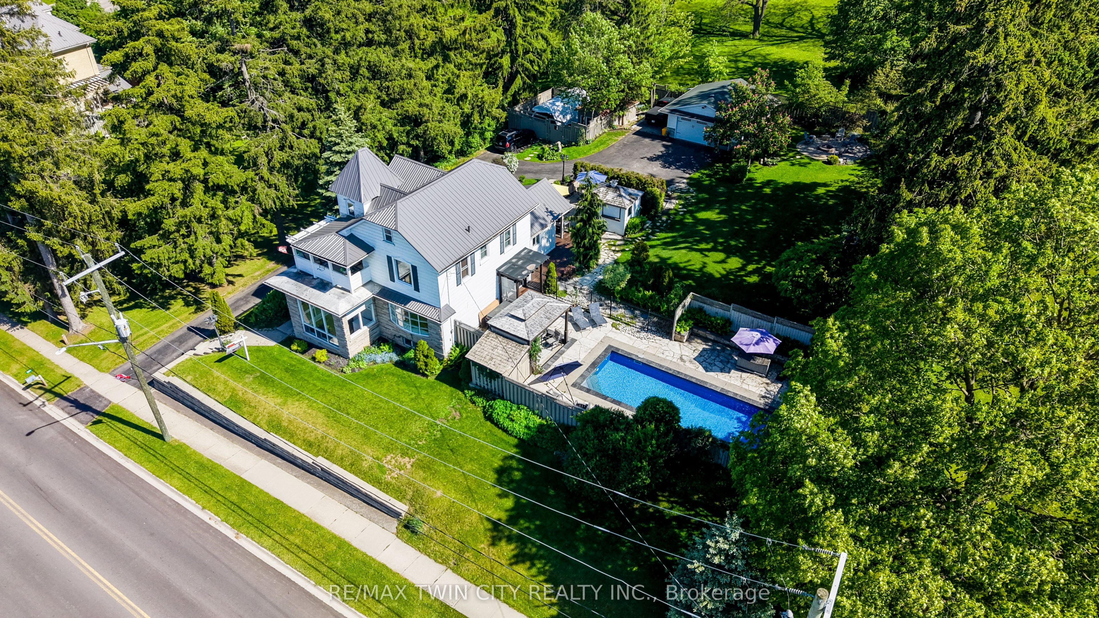 1521 Bridge Street, Wilmot, ON N0B 2E0 photo 4