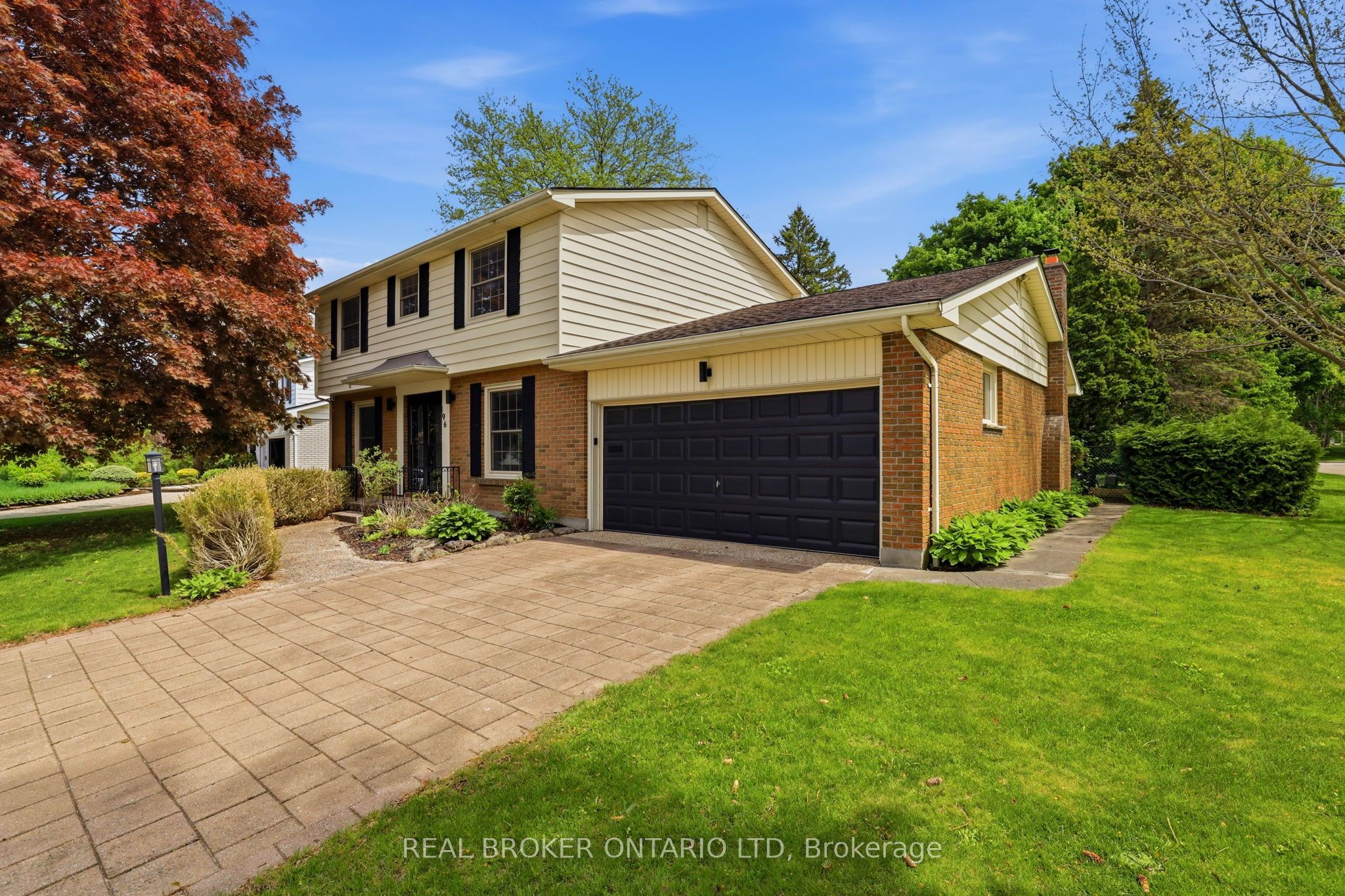 196 Wychwood Park, London North, ON N6G 1R9 photo 2