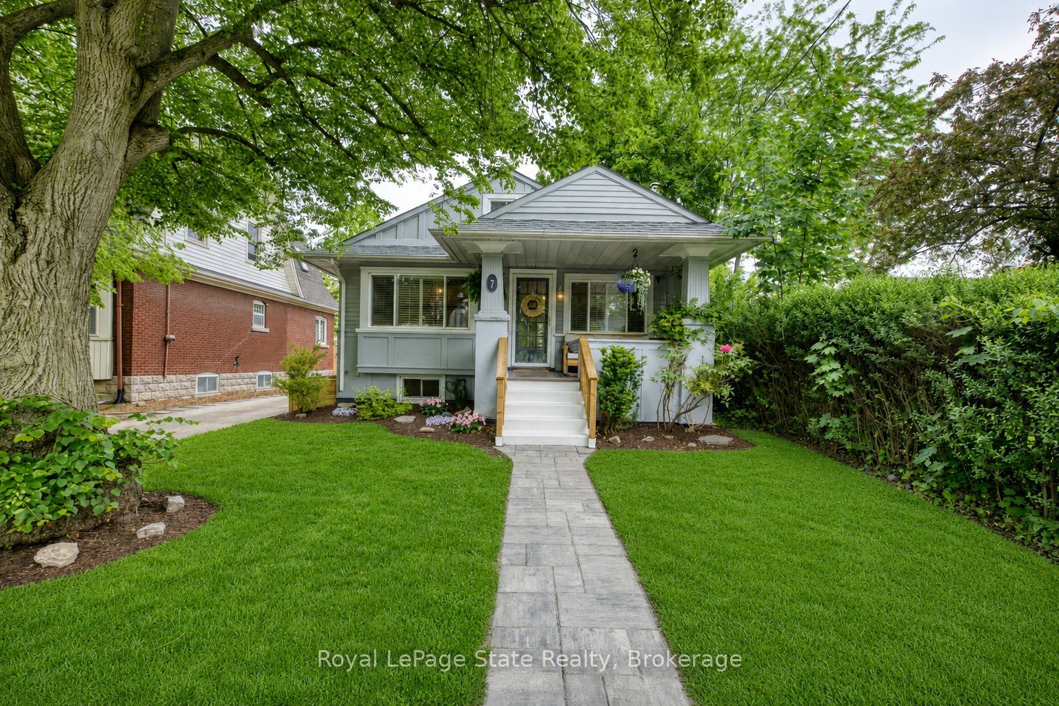 7 Pinehill Road, St. Catharines, ON L2R 3R6 photo 2