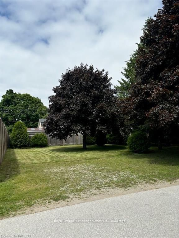 409 Wall Street, Kincardine, ON N2Z 2H1 photo 2