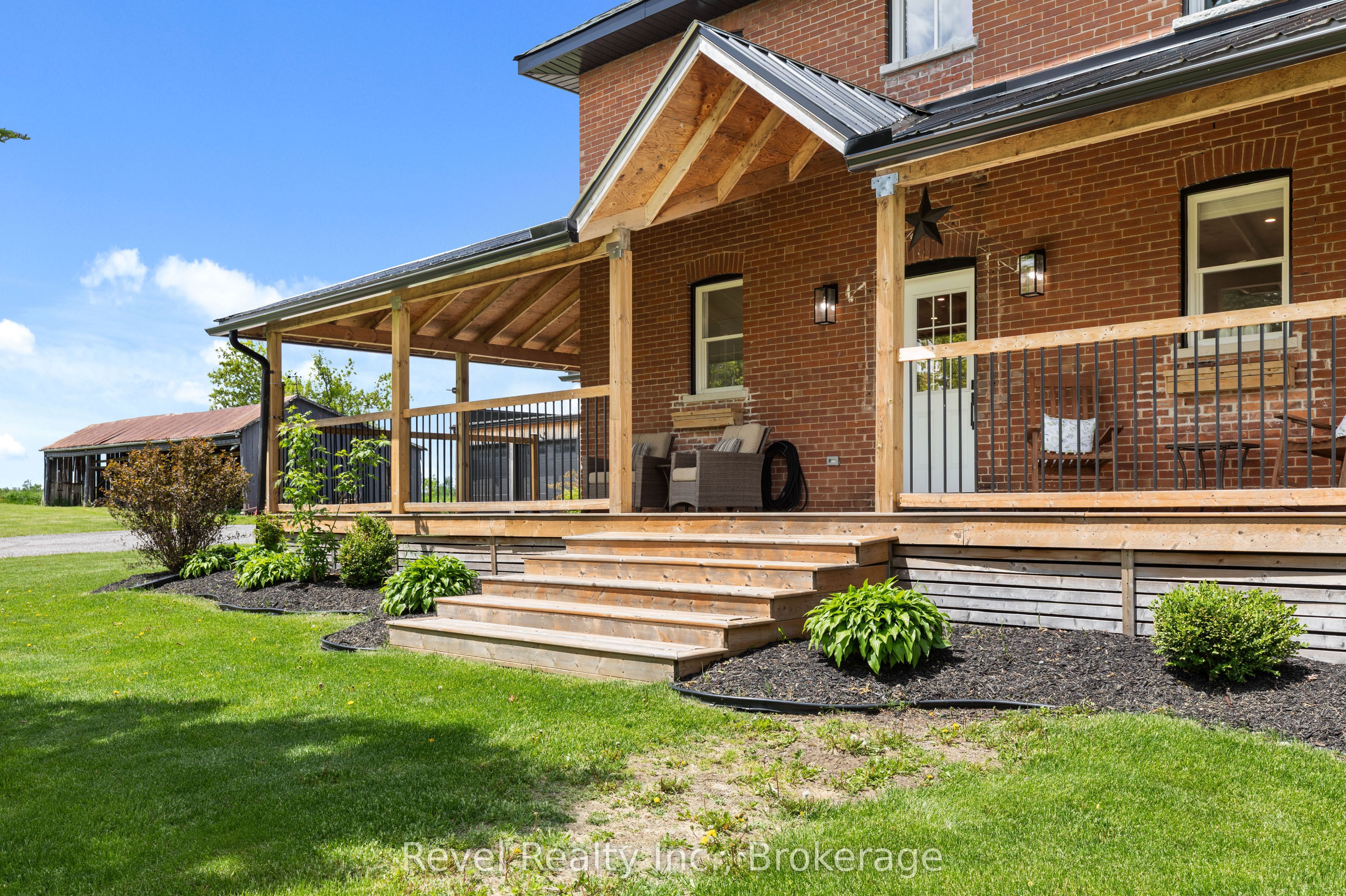 454 Colborne Street W, Kawartha Lakes, ON K9V 4R1 photo 3